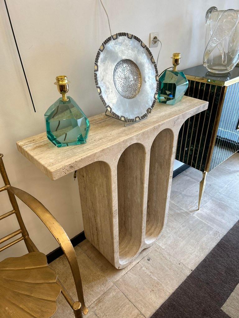Travertine arch console monobloc sculpture, Circa 1980 For Sale 3