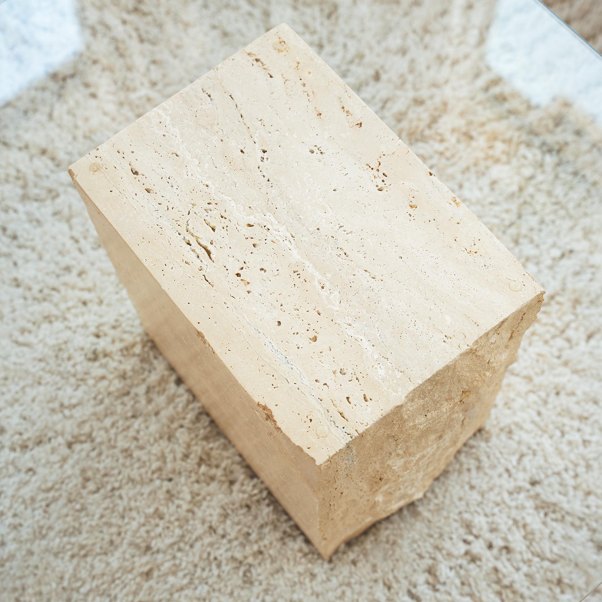 Travertine Block Side Table In New Condition For Sale In Eindhoven, NB