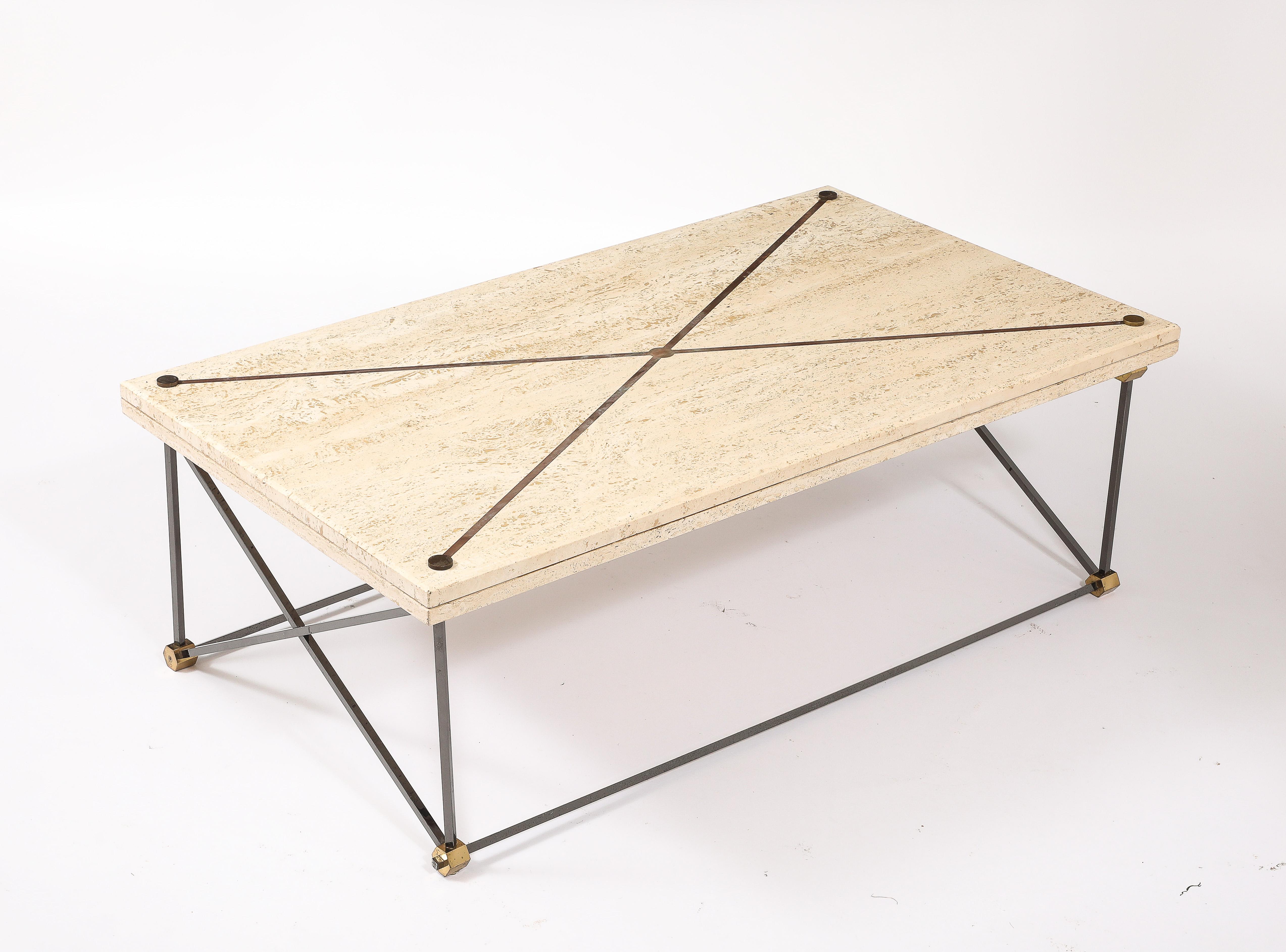 Table basse en travertin, bronze et bronze à canon, France, années 1960 en vente 3