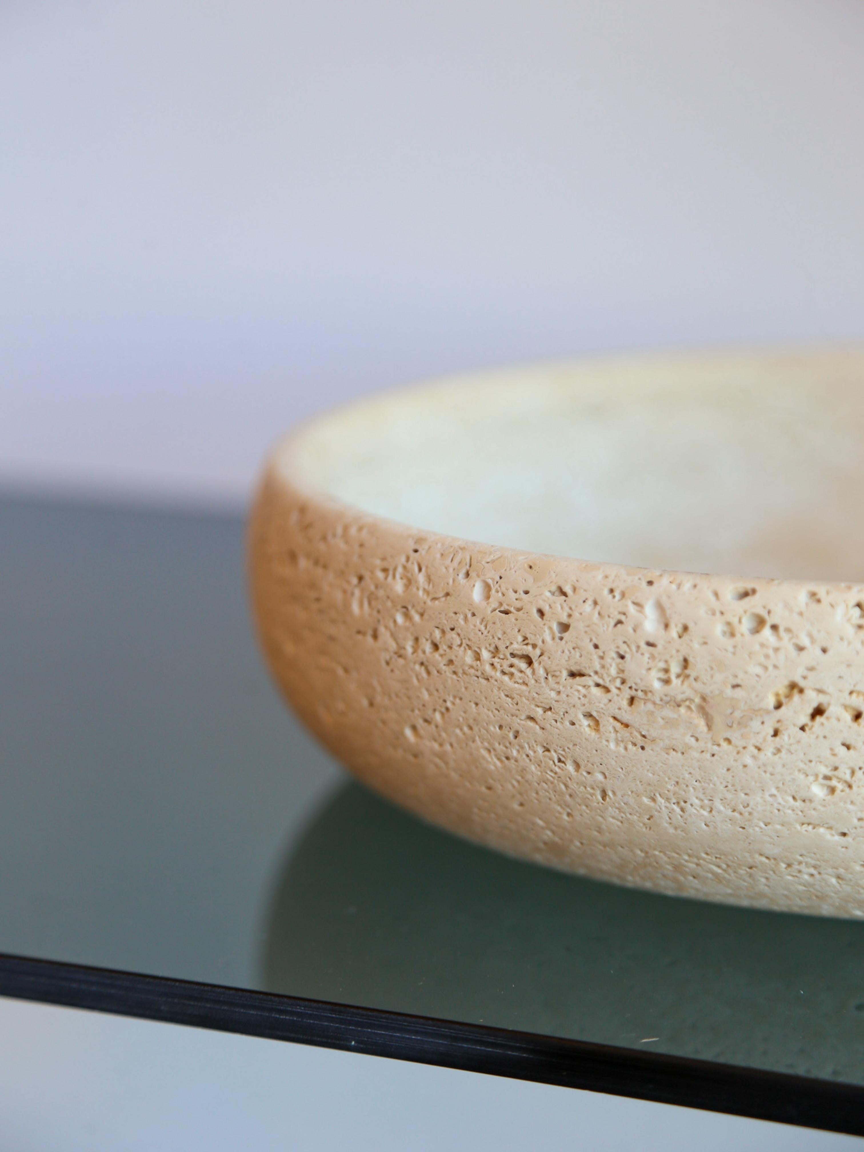 Travertine Centrepiece Bowl by Fratelli Mannelli In Good Condition For Sale In Byron Bay, NSW