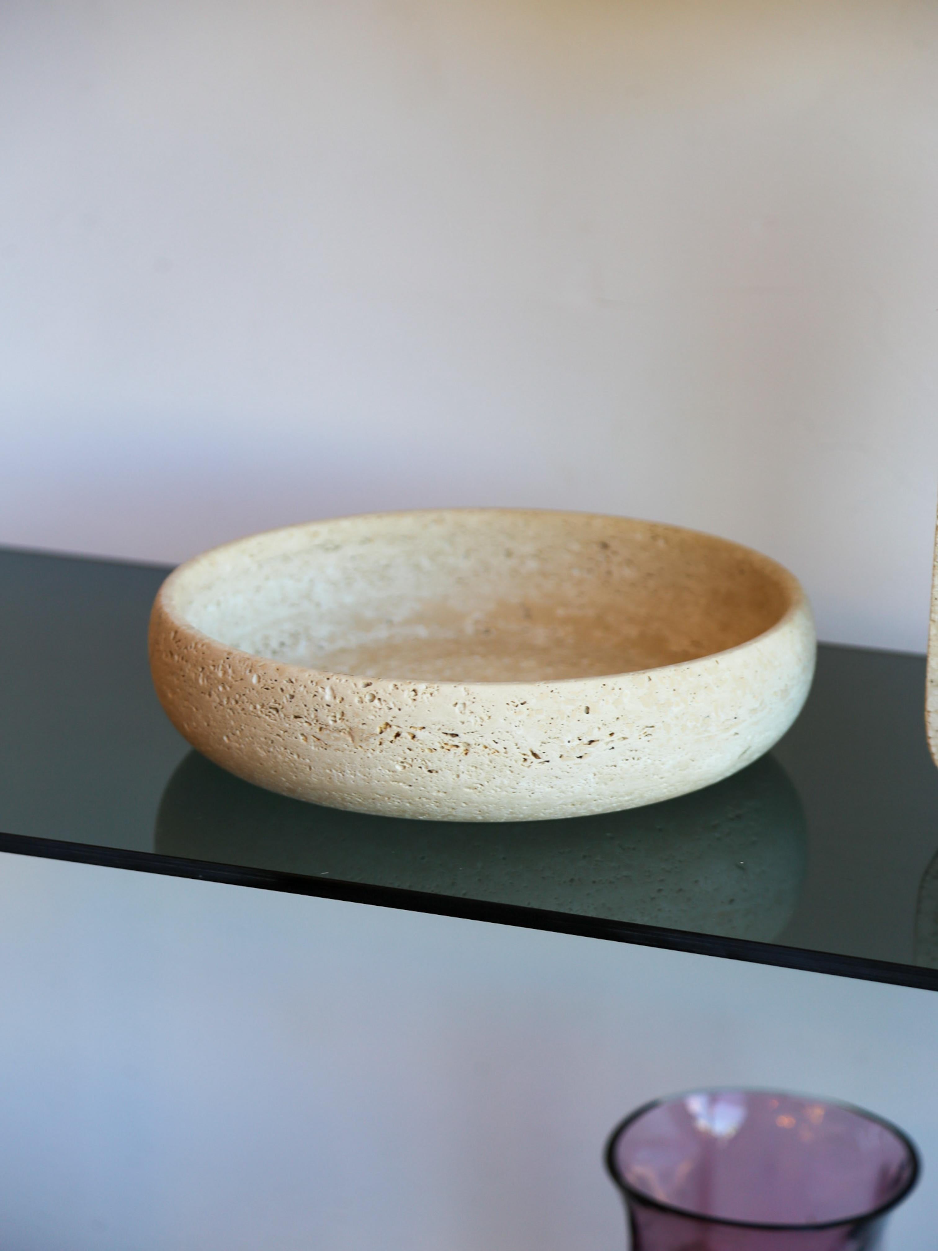 Travertine Centrepiece Bowl by Fratelli Mannelli For Sale 1
