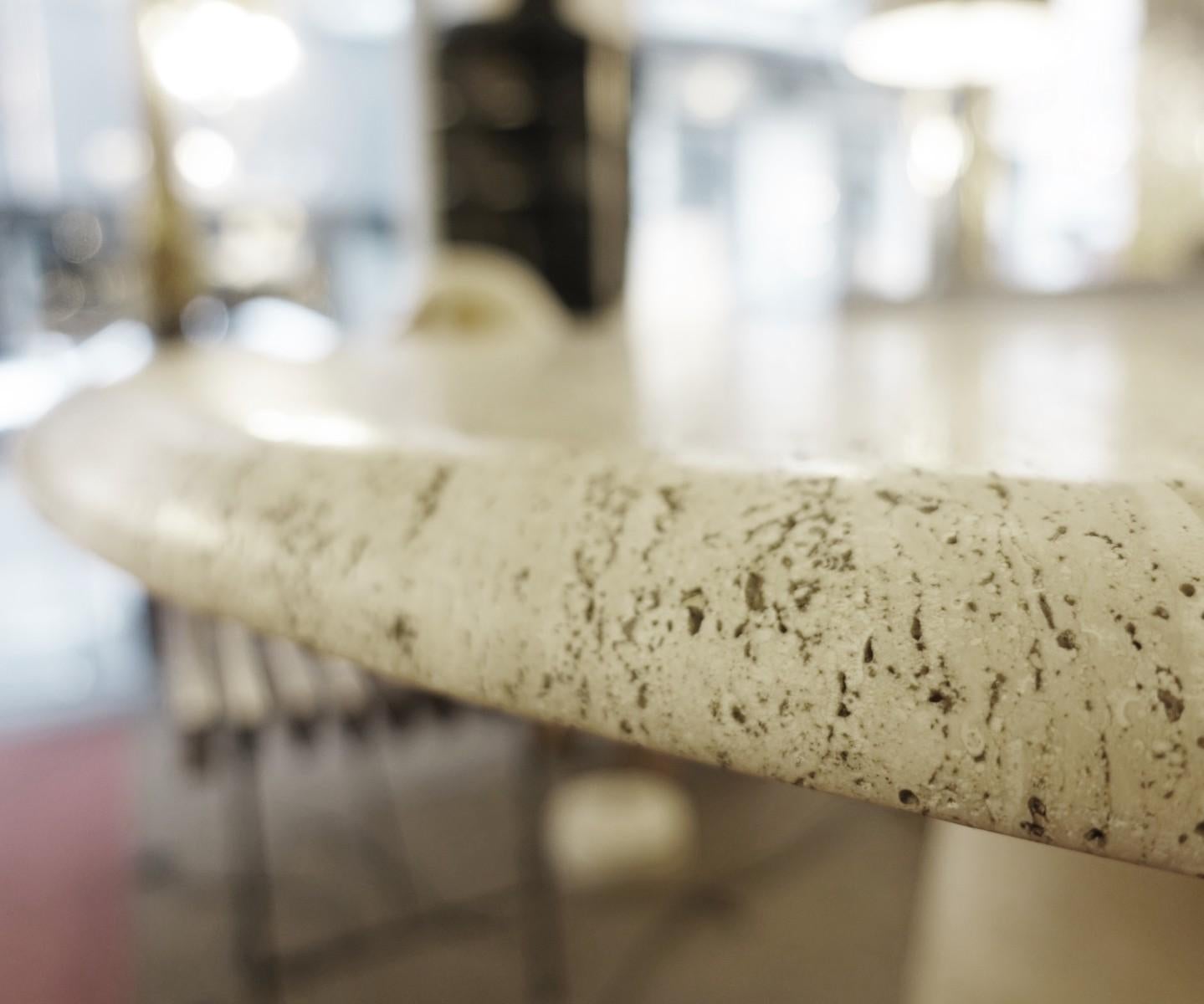 Travertine Circular Dining Table in the Style Mangiarotti (Europäisch)