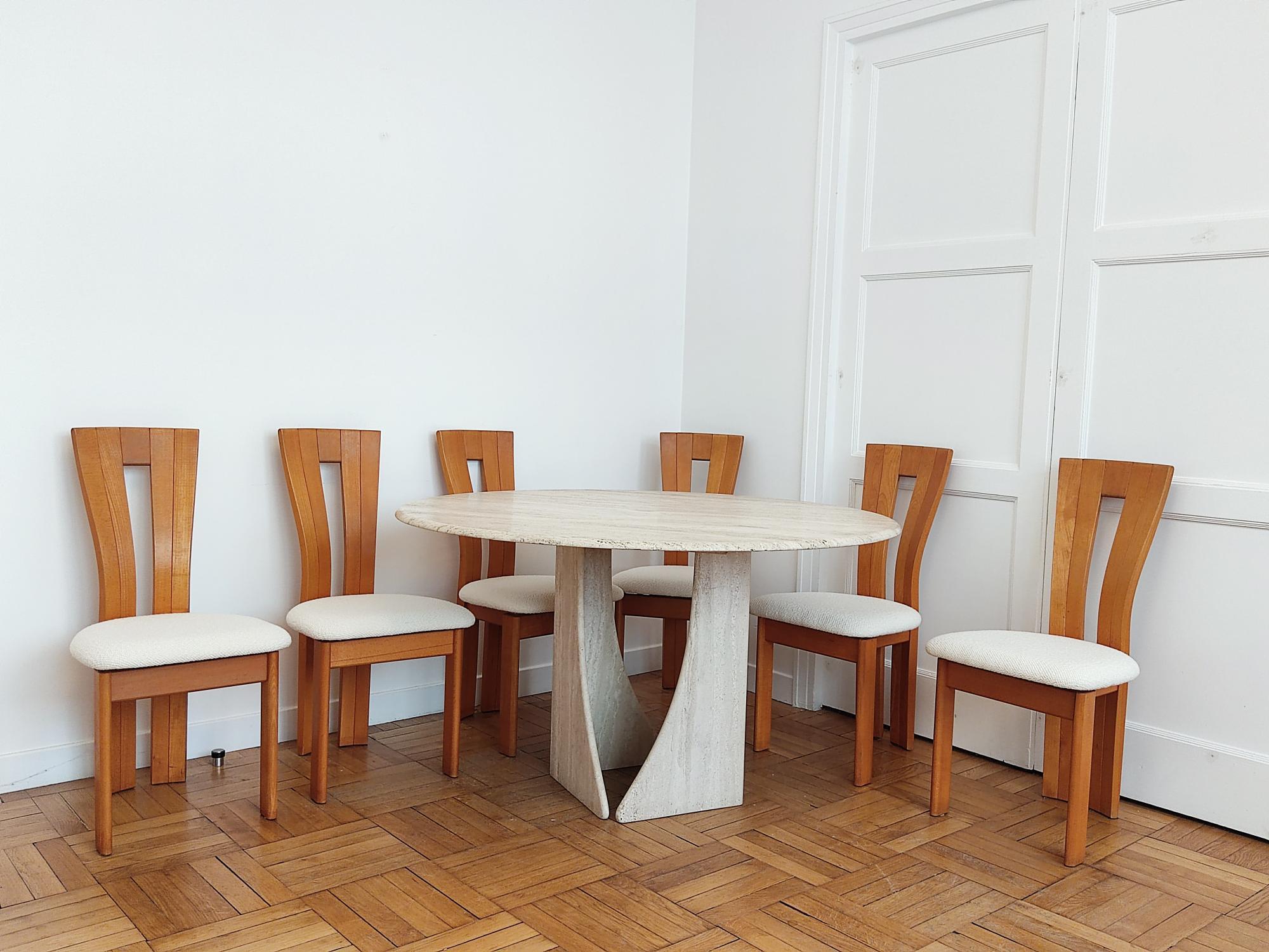 travertine circular table + 6 woods chairs  For Sale 4