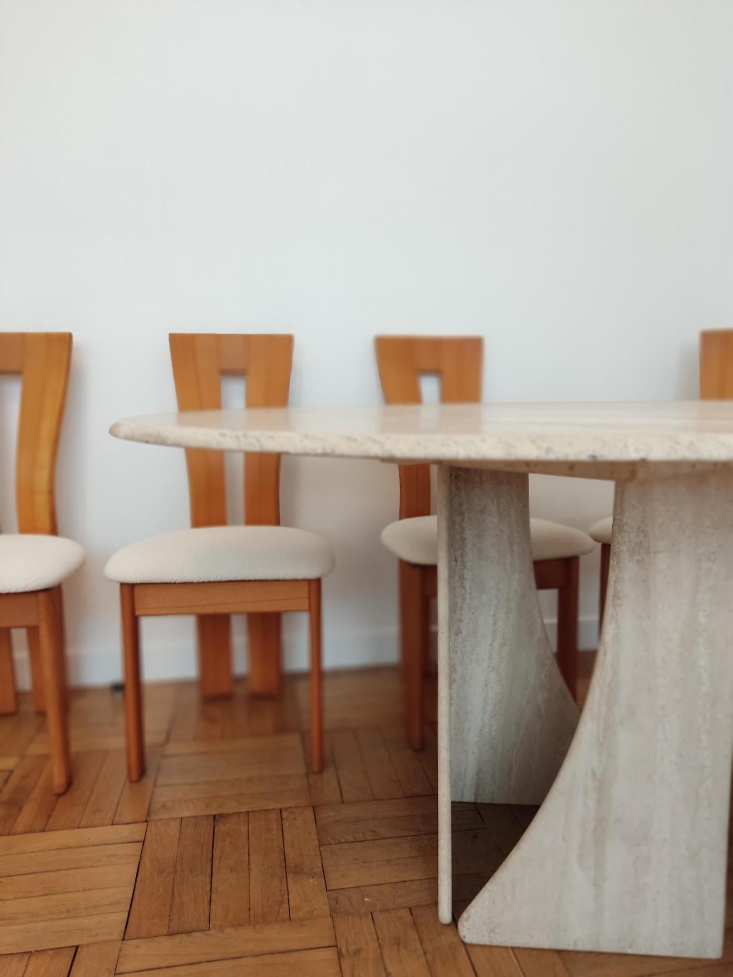travertine circular table + 6 woods chairs  For Sale 1