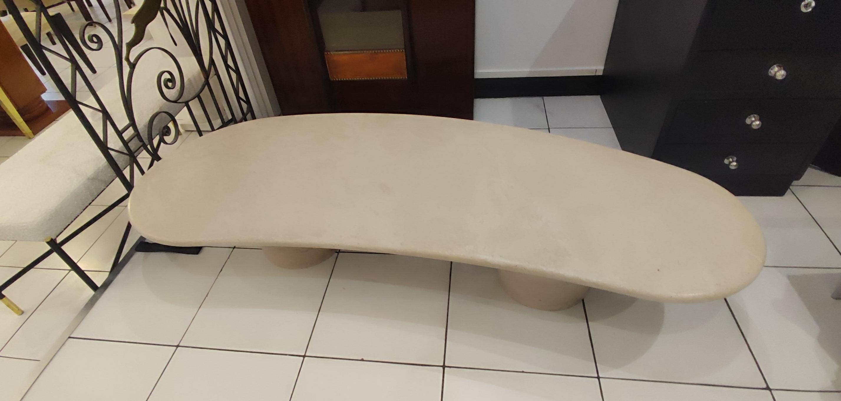 Travertine cocktail table circa 80' For Sale 4