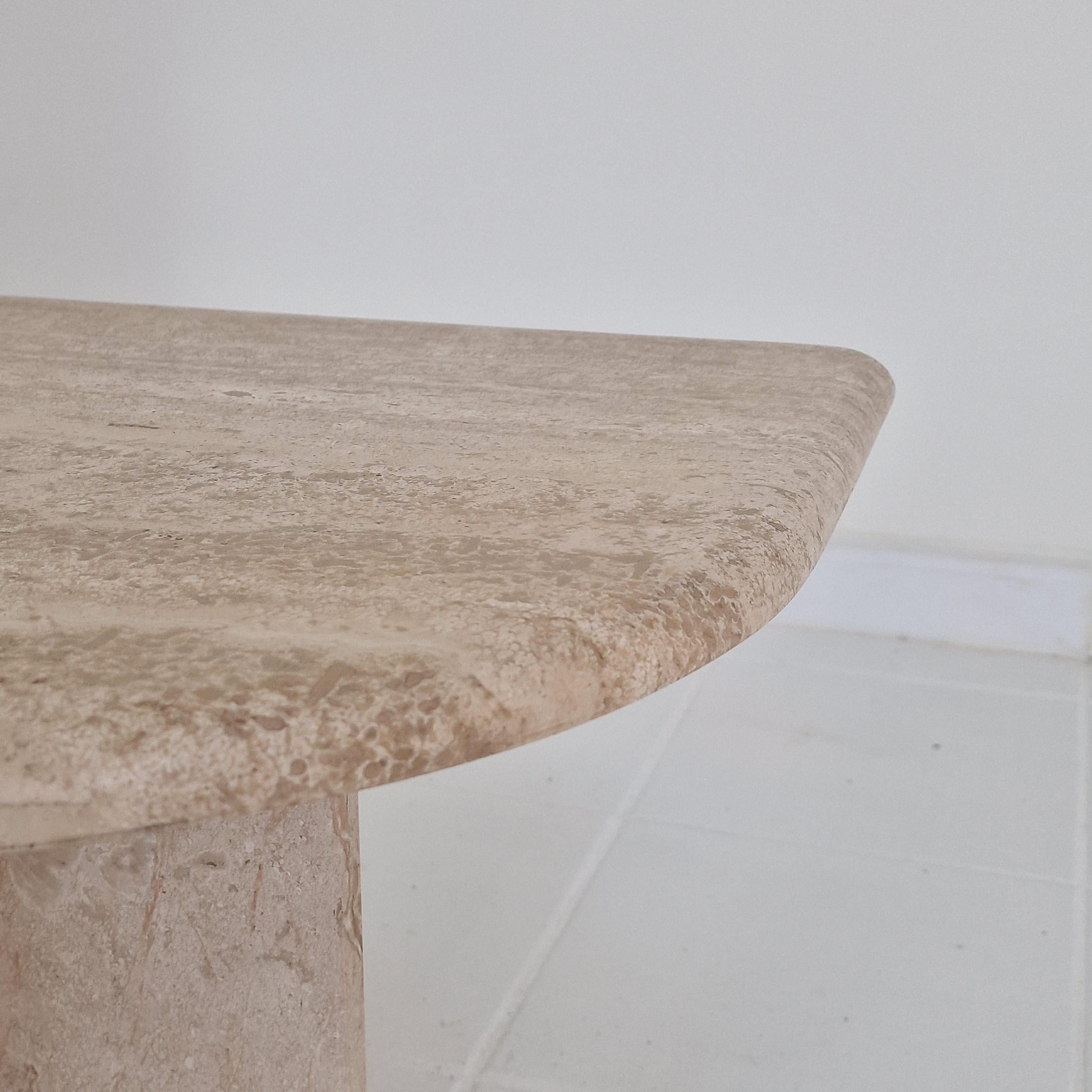 Travertine Coffee or Side Table in Teardrop Shape, Italy 1980s For Sale 4