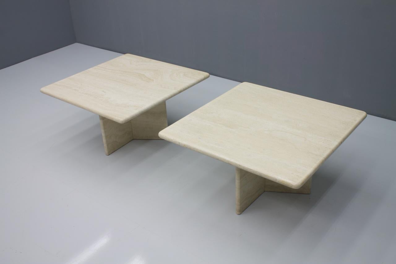 One Of Two Travertine Coffee or Side Table, Italy, 1970s In Good Condition For Sale In Frankfurt / Dreieich, DE