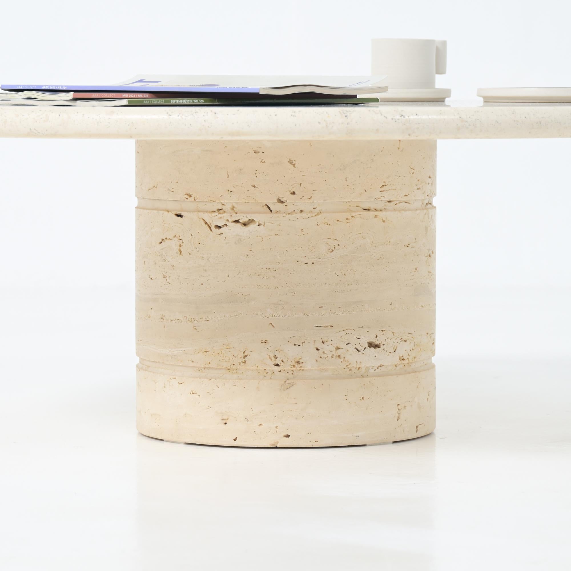 Travertine Coffee Table en vente 9