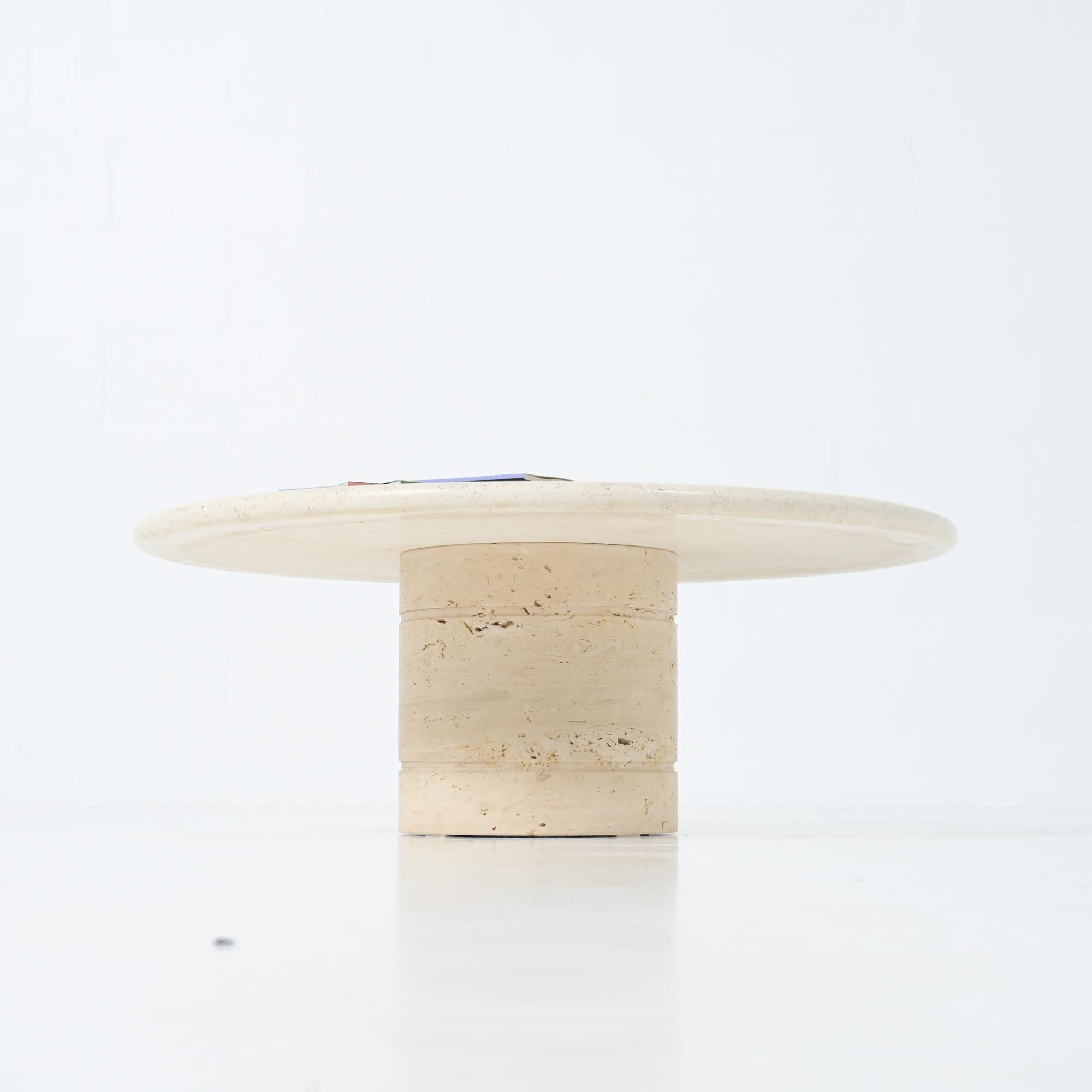 Fin du 20e siècle Travertine Coffee Table en vente