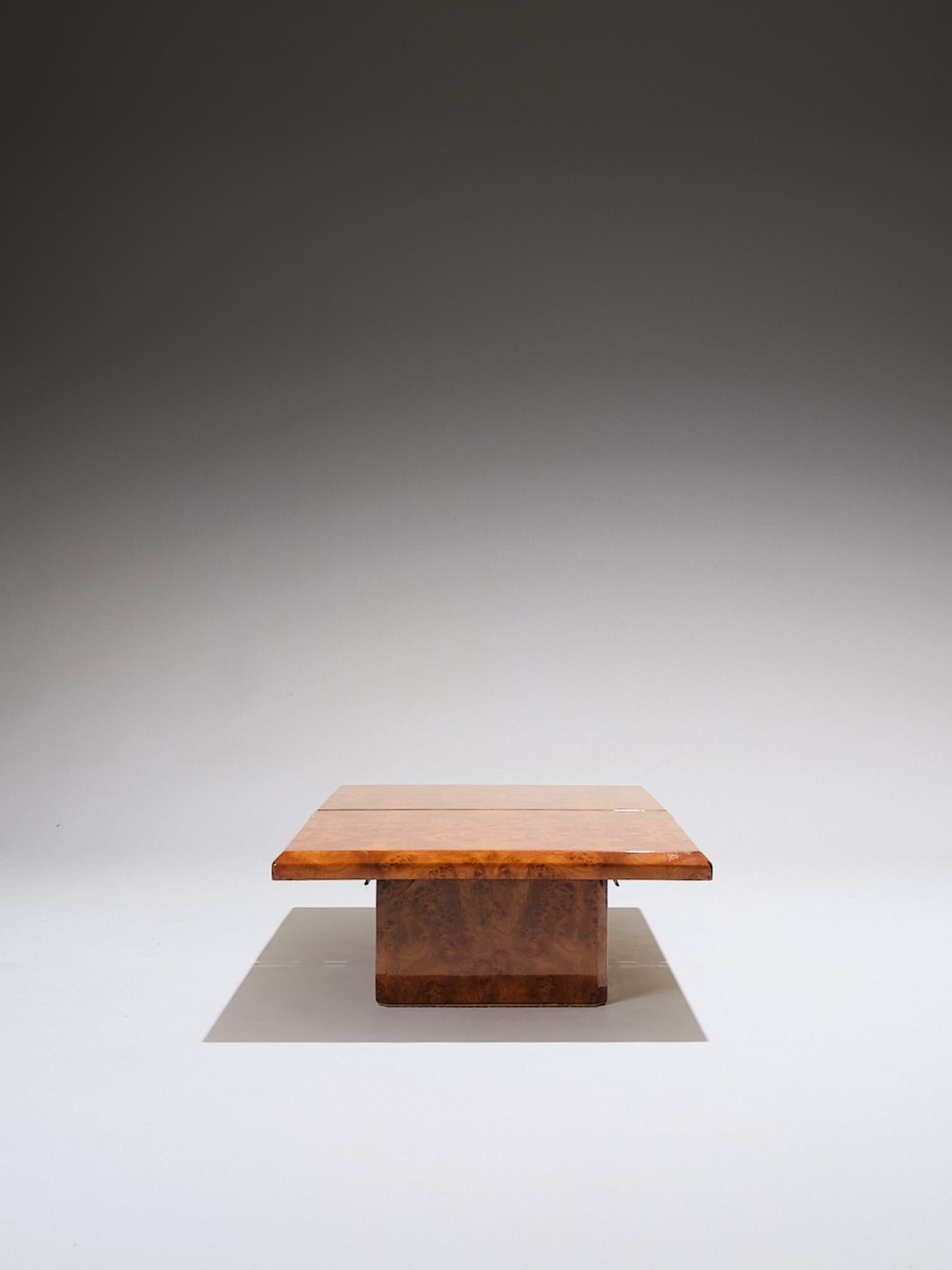 Table basse en travertin et loupe d'orme, 1970 en vente 2