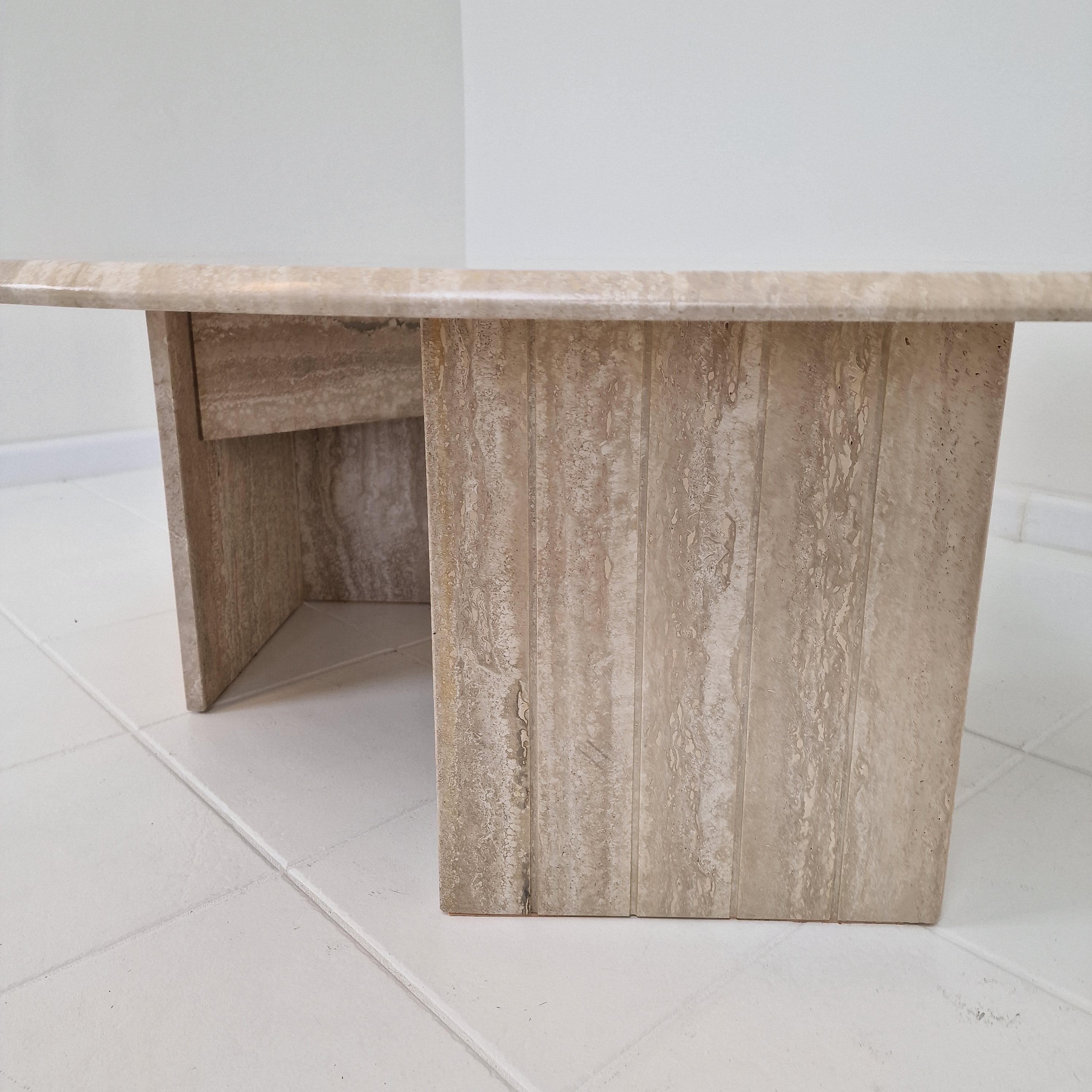 Travertine Coffee Table in Teardrop Shape, 1980's For Sale 7