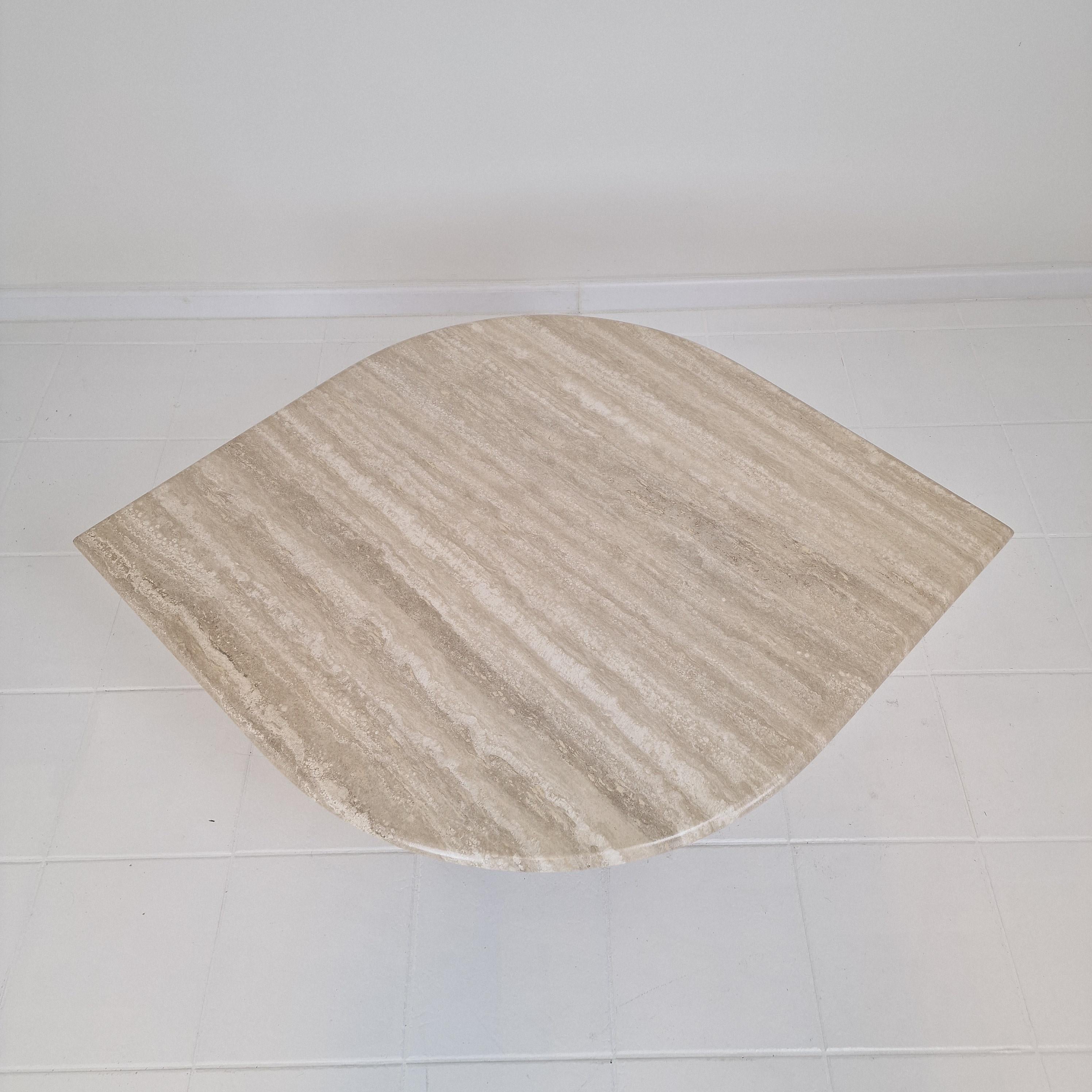 Travertine Coffee Table in Teardrop Shape, 1980's For Sale 1