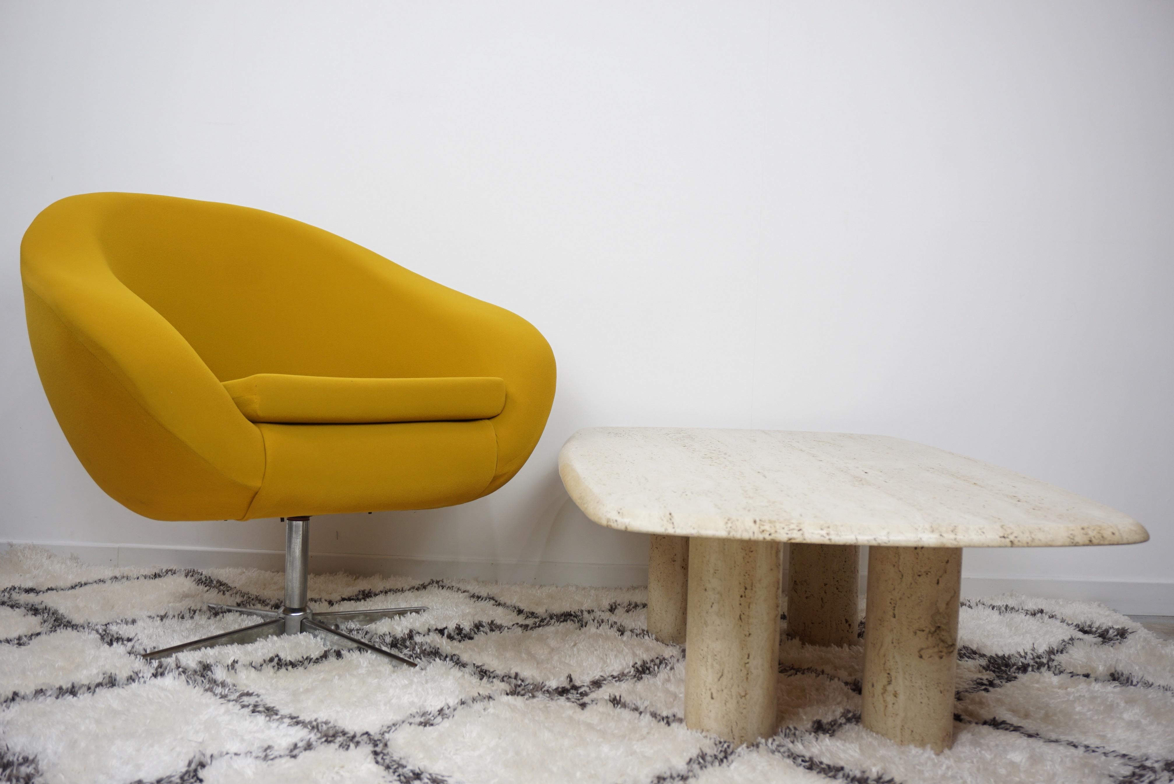 Travertine Coffee Table Italian Design from the 1970s 11