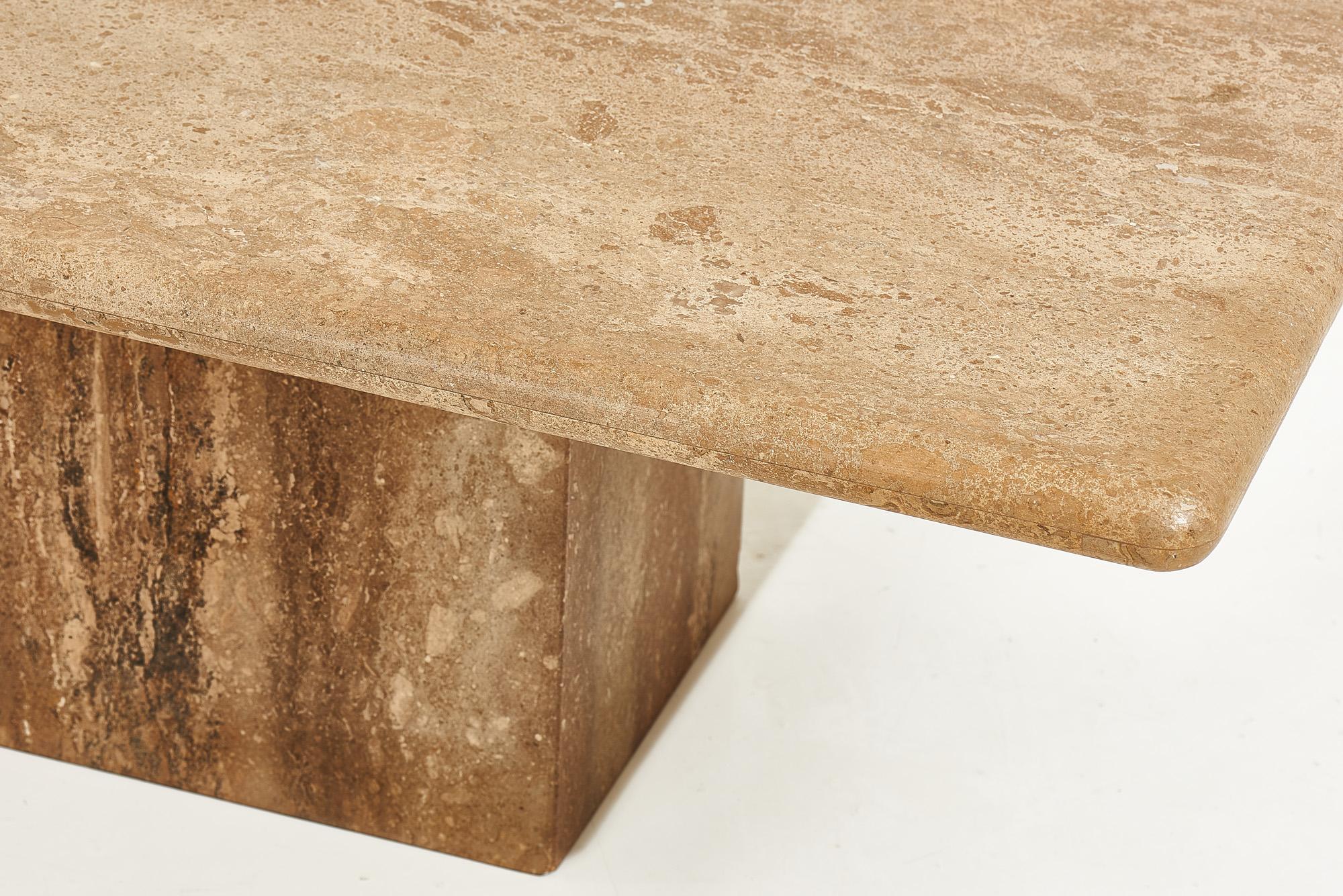 Travertine Coffee Table, Italy, 1970 In Good Condition In Chicago, IL