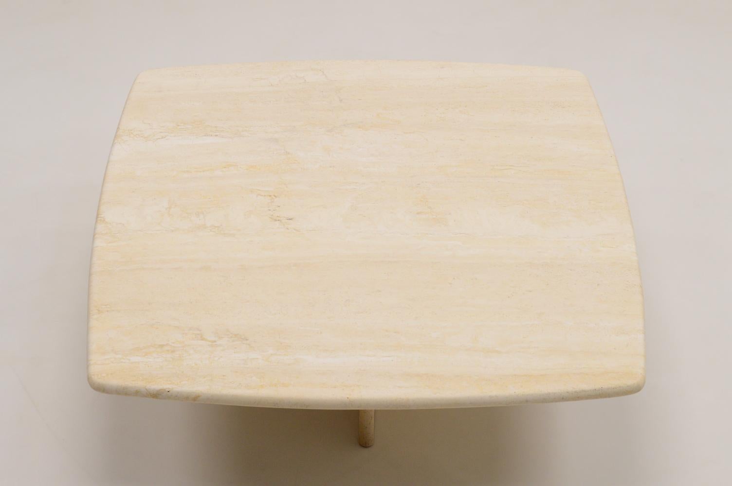 Italian Travertine coffee table, italy 70s. For Sale