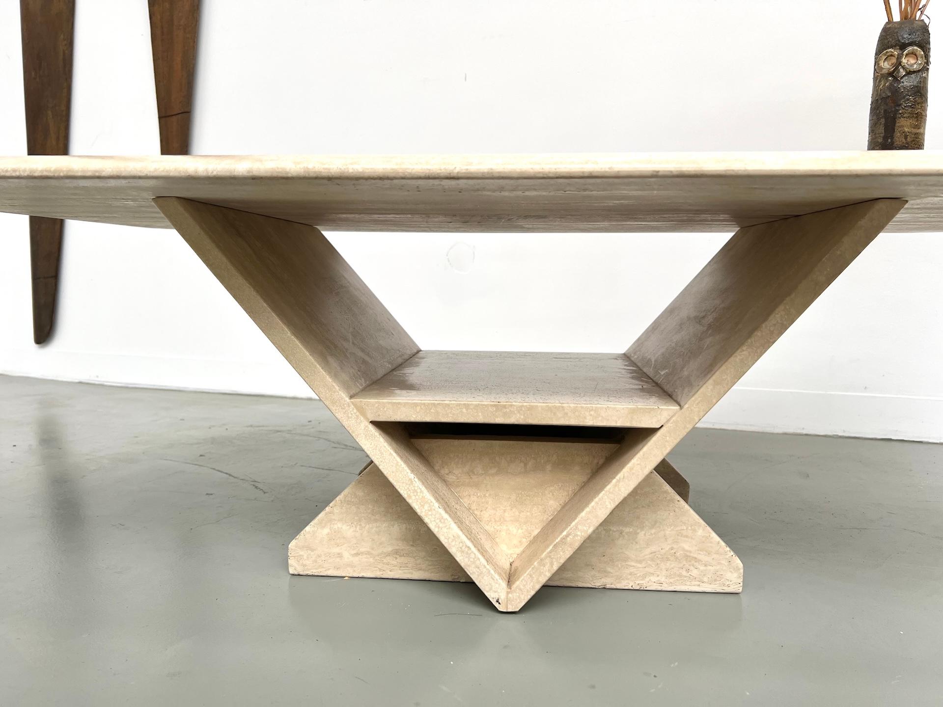 Mesa de centro de travertino fabricada en Italia en la década de 1970. en venta 4