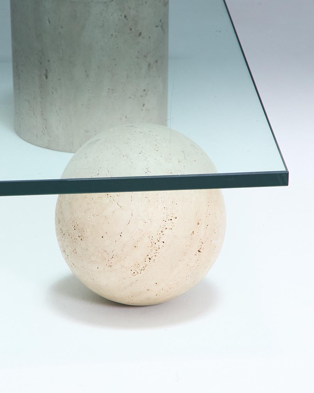 Mesa de centro de travertino, Metafora, años 70 Travertino en venta