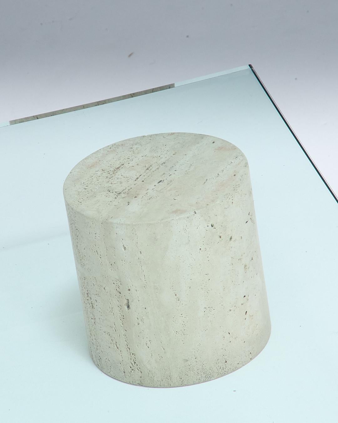 Mesa de centro de travertino, Metafora, años 70 en venta 2