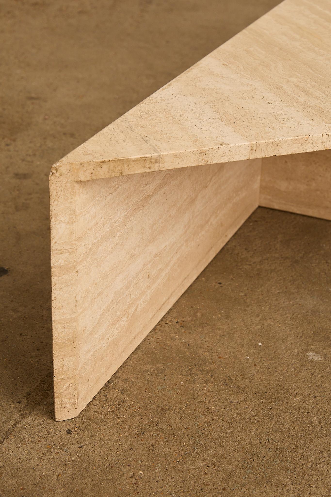 Tables basses en travertin par Up&Up Bon état - En vente à London, GB