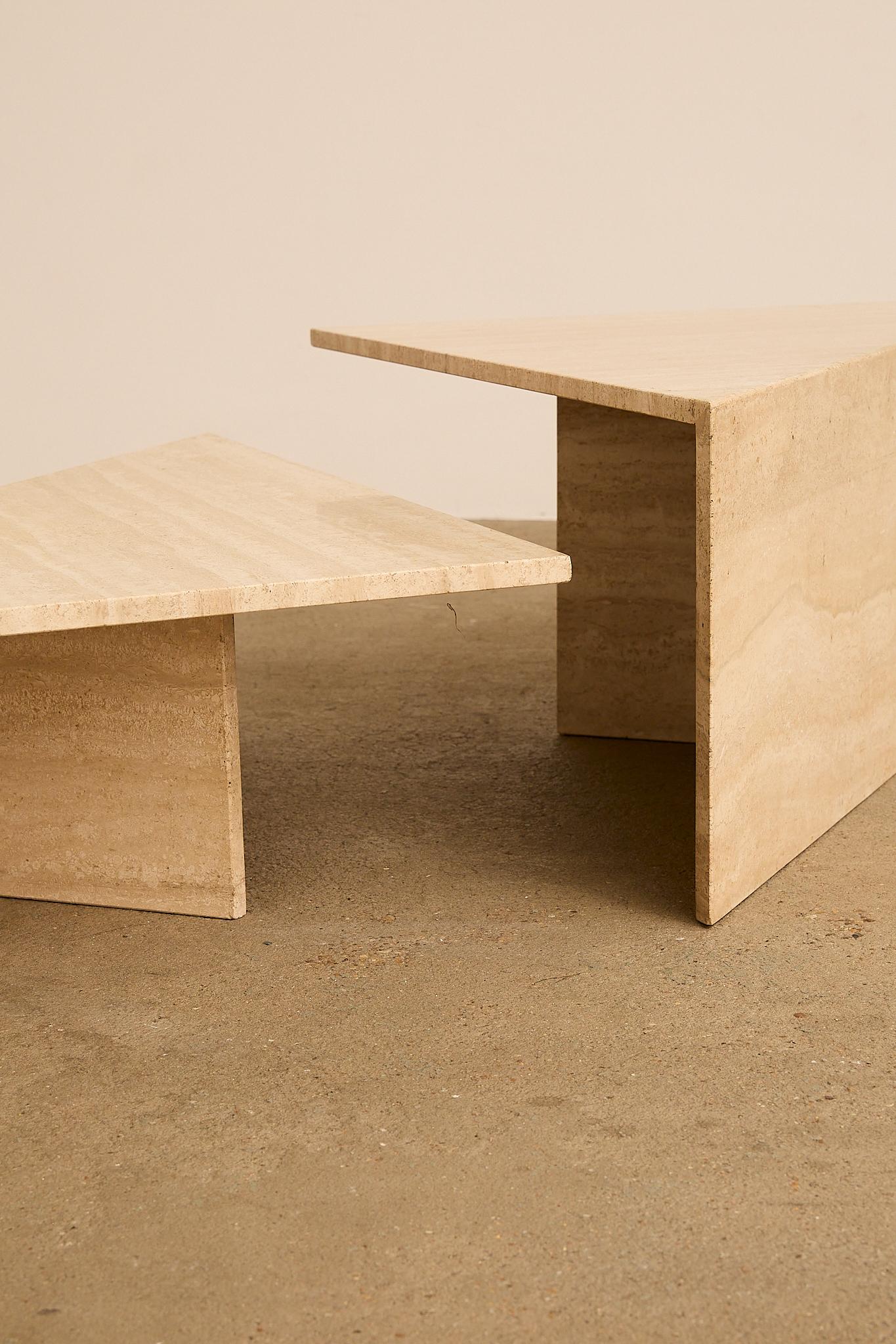 Tables basses en travertin par Up&Up en vente 1