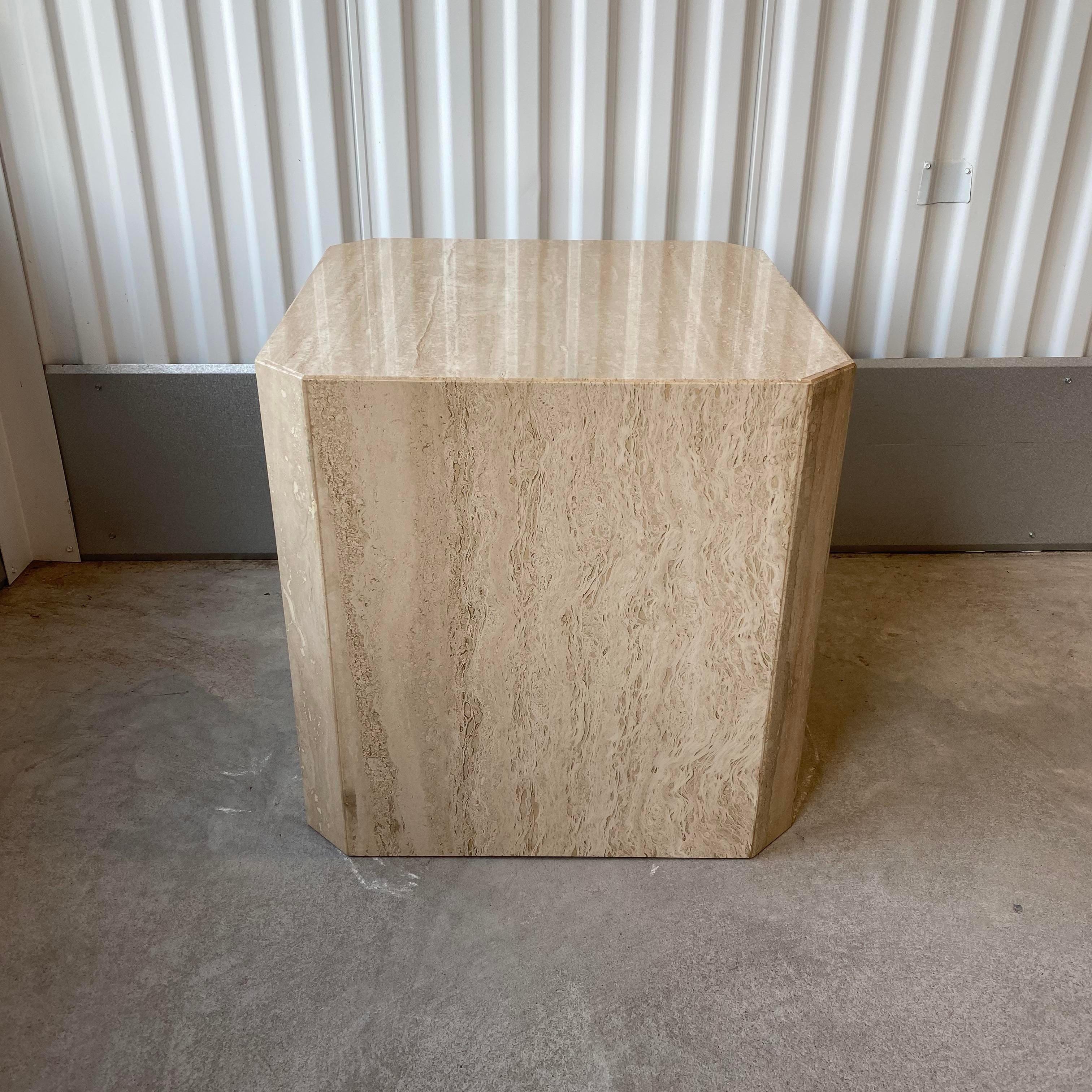 Travertine Cube Octagonal Side Table In Good Condition For Sale In Westfield, NJ