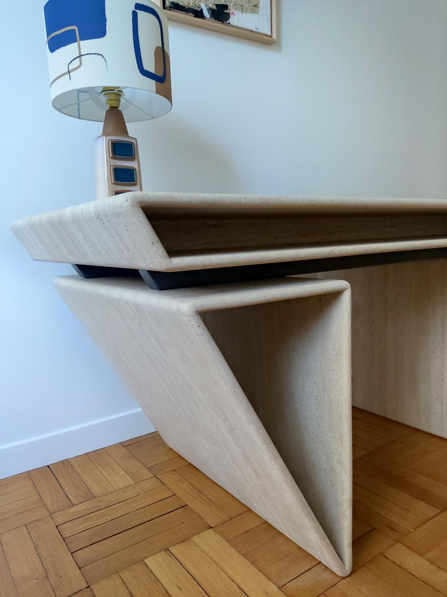 Travertine Desk - Claude Berraldacci  In Good Condition For Sale In Paris, FR