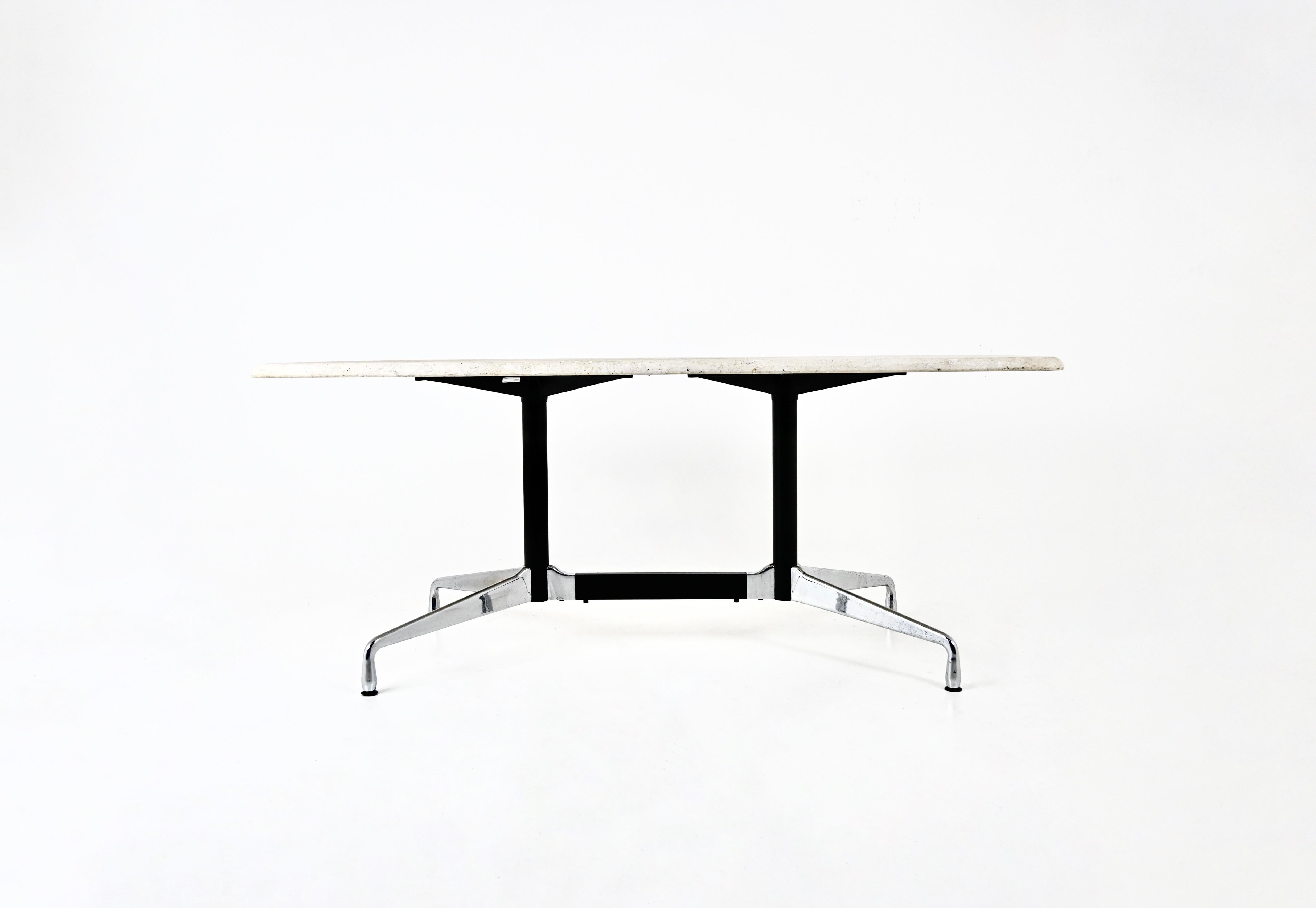 Mid-Century Modern Table de salle à manger en travertin Charles & Ray Eames pour Vitra, 1970 en vente