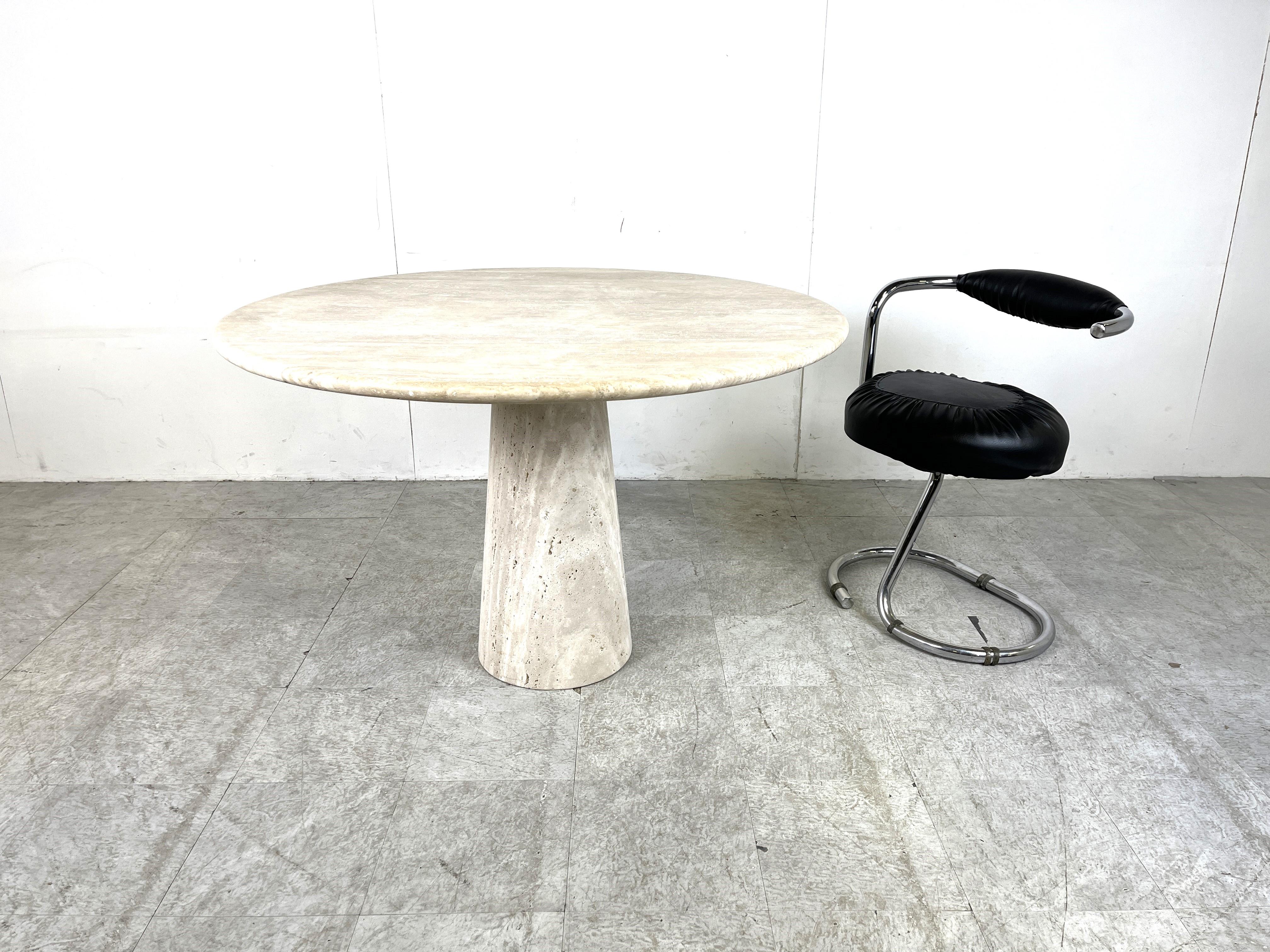 Travertine dining table in the style of Angelo Mangiarotti, 1970s For Sale 2