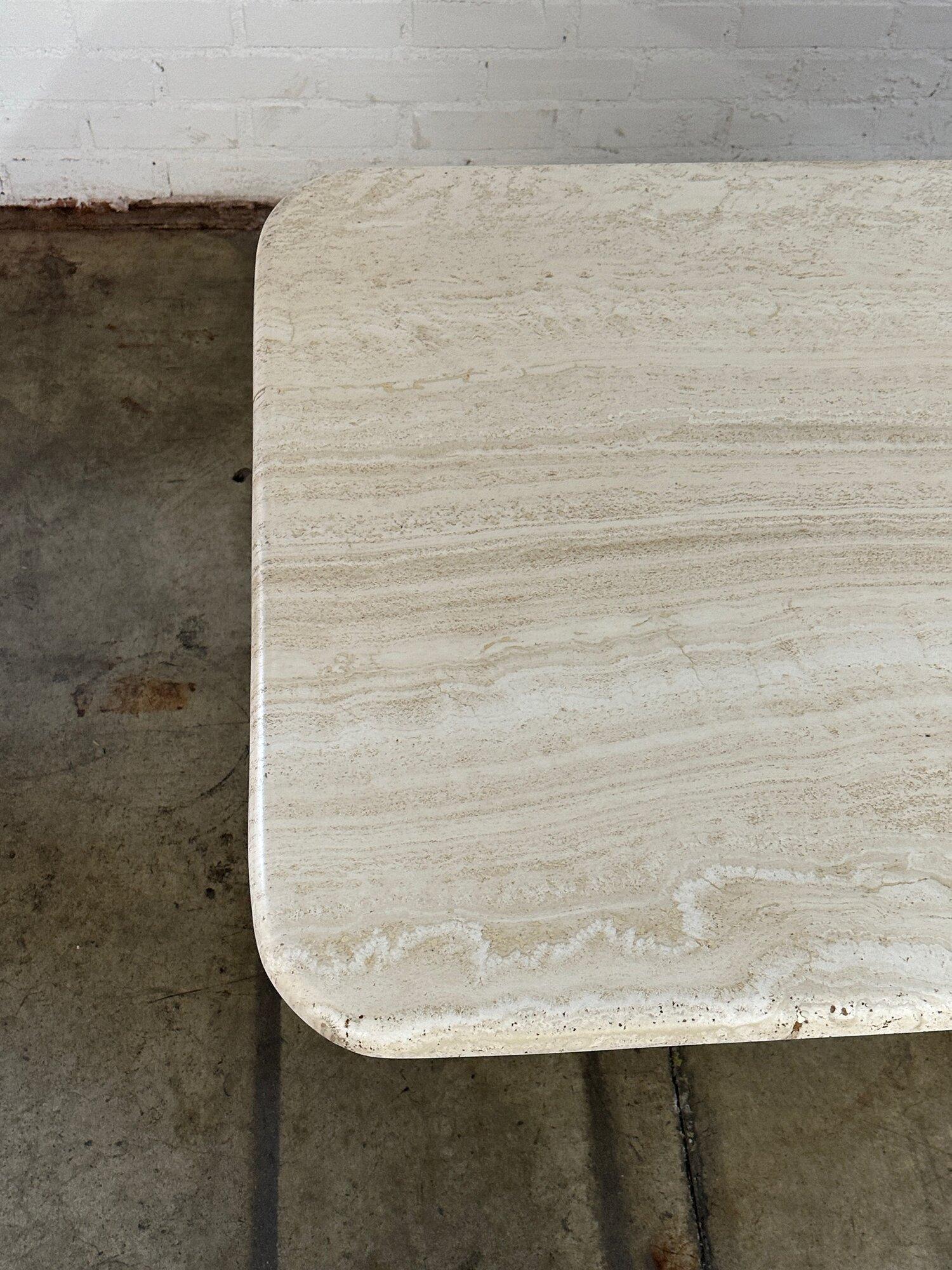 Travertine dining table with rounded edges For Sale 5