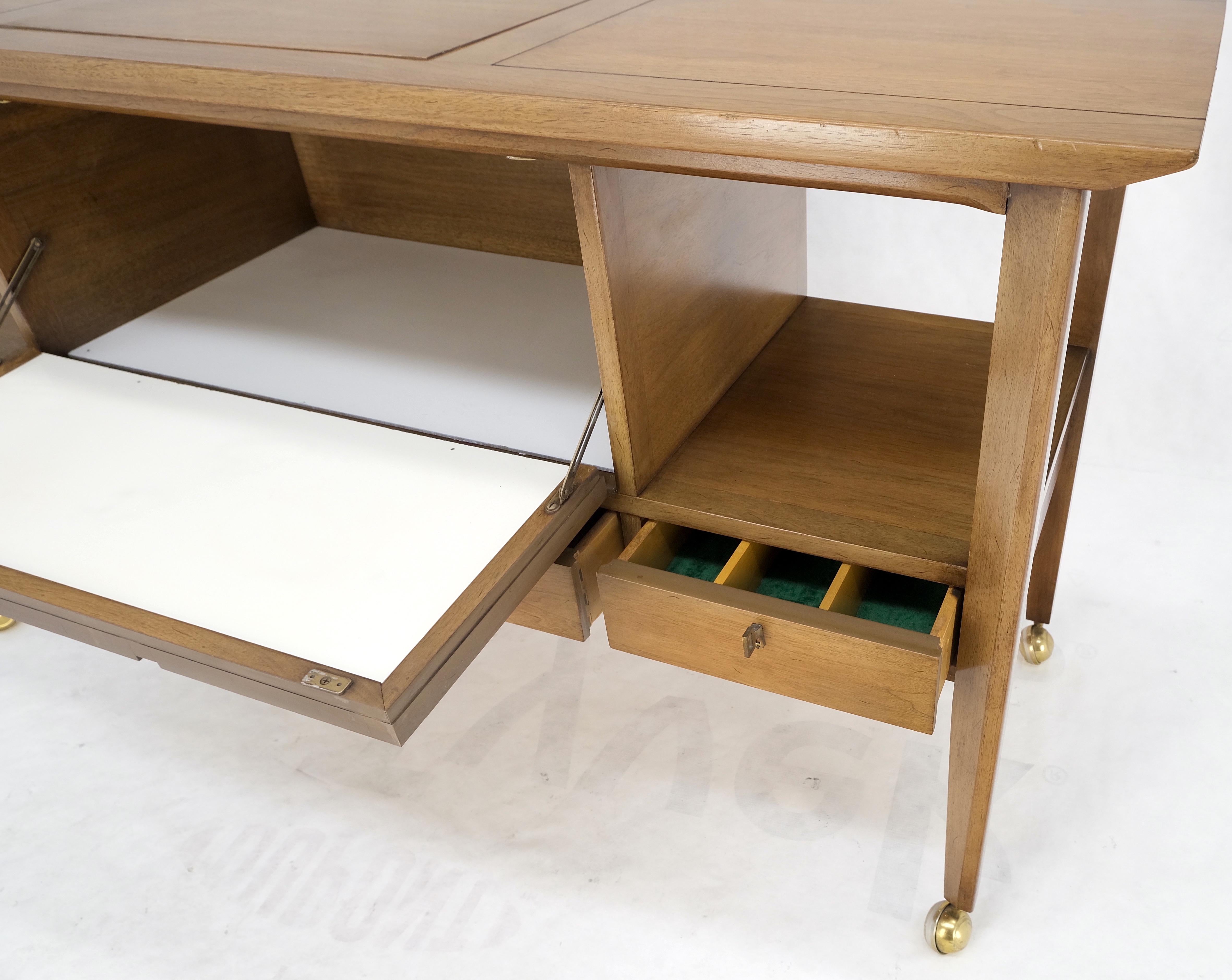 Travertin Flip Top Einsatz Drop Front Tür 3 Schubladen Server Credenza Konsole (20. Jahrhundert) im Angebot