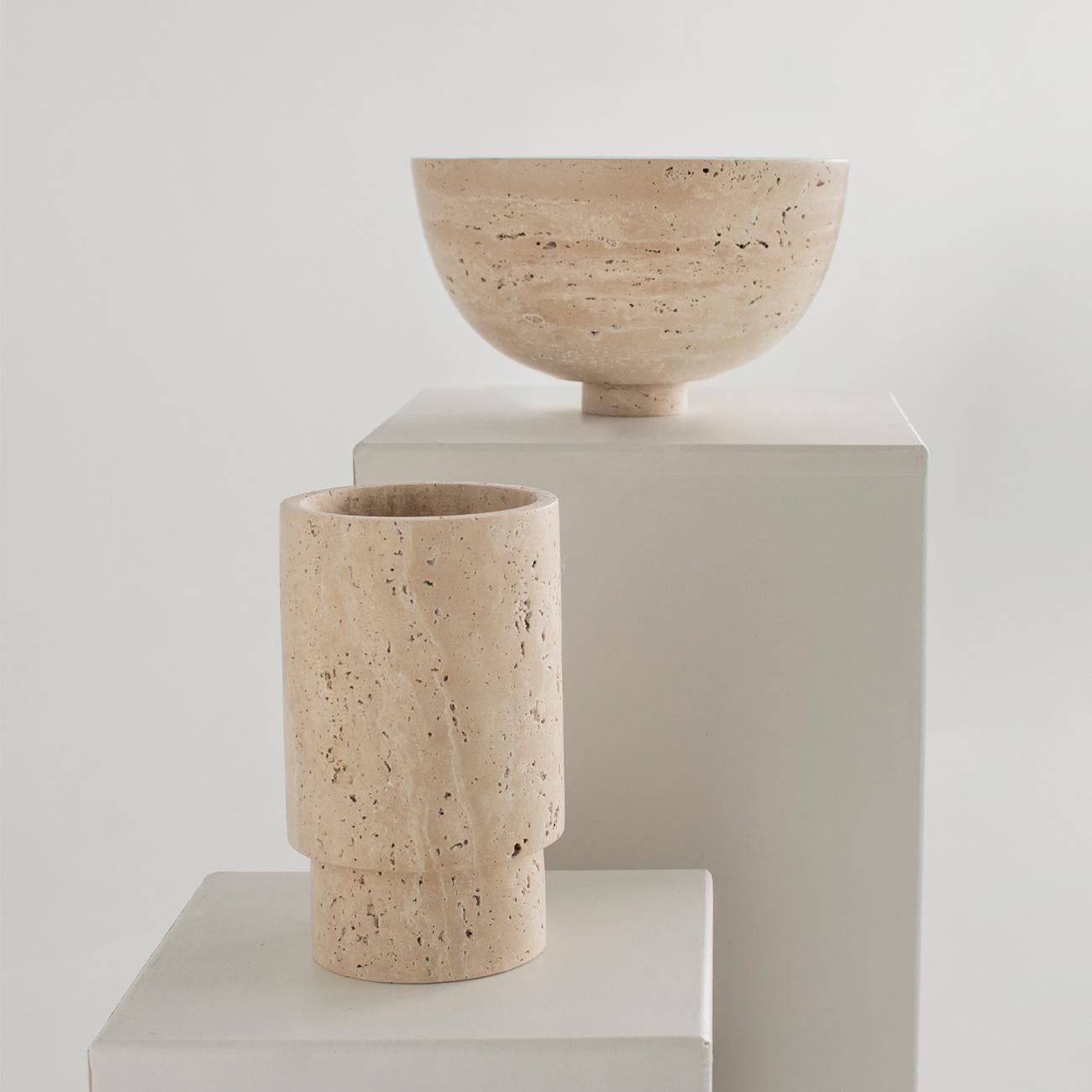 Travertine Fruit Bowl, Centerpiece In New Condition In Eindhoven, NB