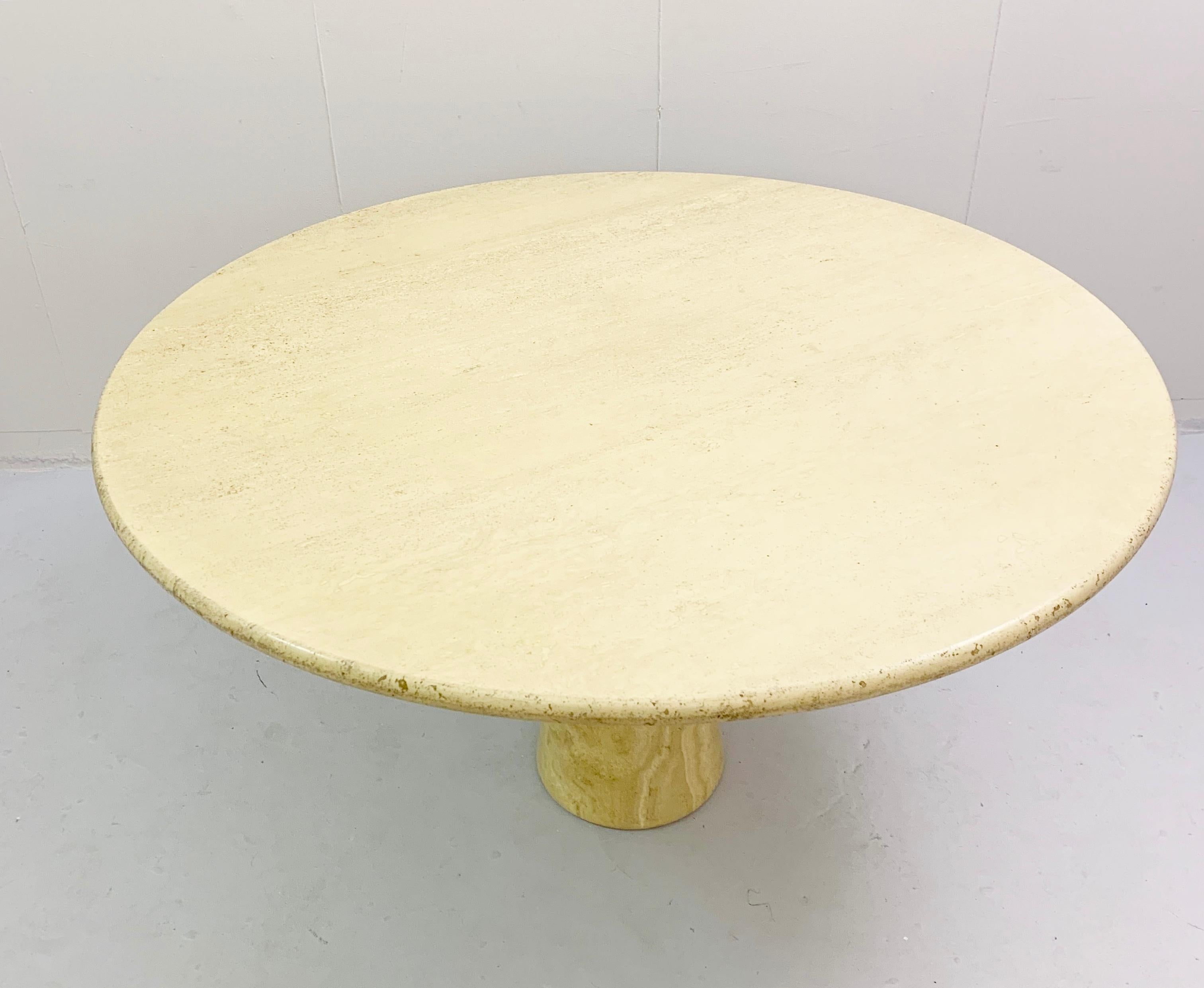 Travertine Gueridon by Angelo Mangiarotti, Italy, 1970s In Good Condition In Brussels, BE