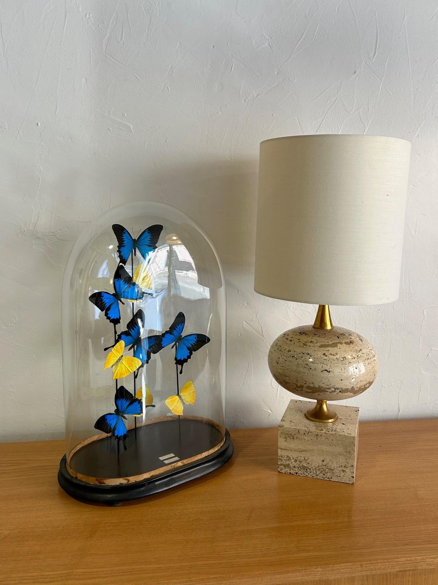 Lampe en travertin et laiton doré conçue par Philippe Barbier France 1960-1970 Bon état - En vente à LE CANNET, FR