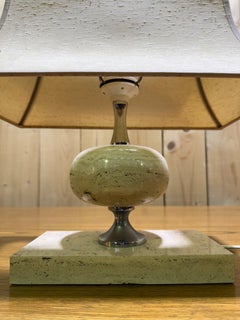 Lampe en travertin