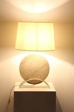 Lampe en travertin