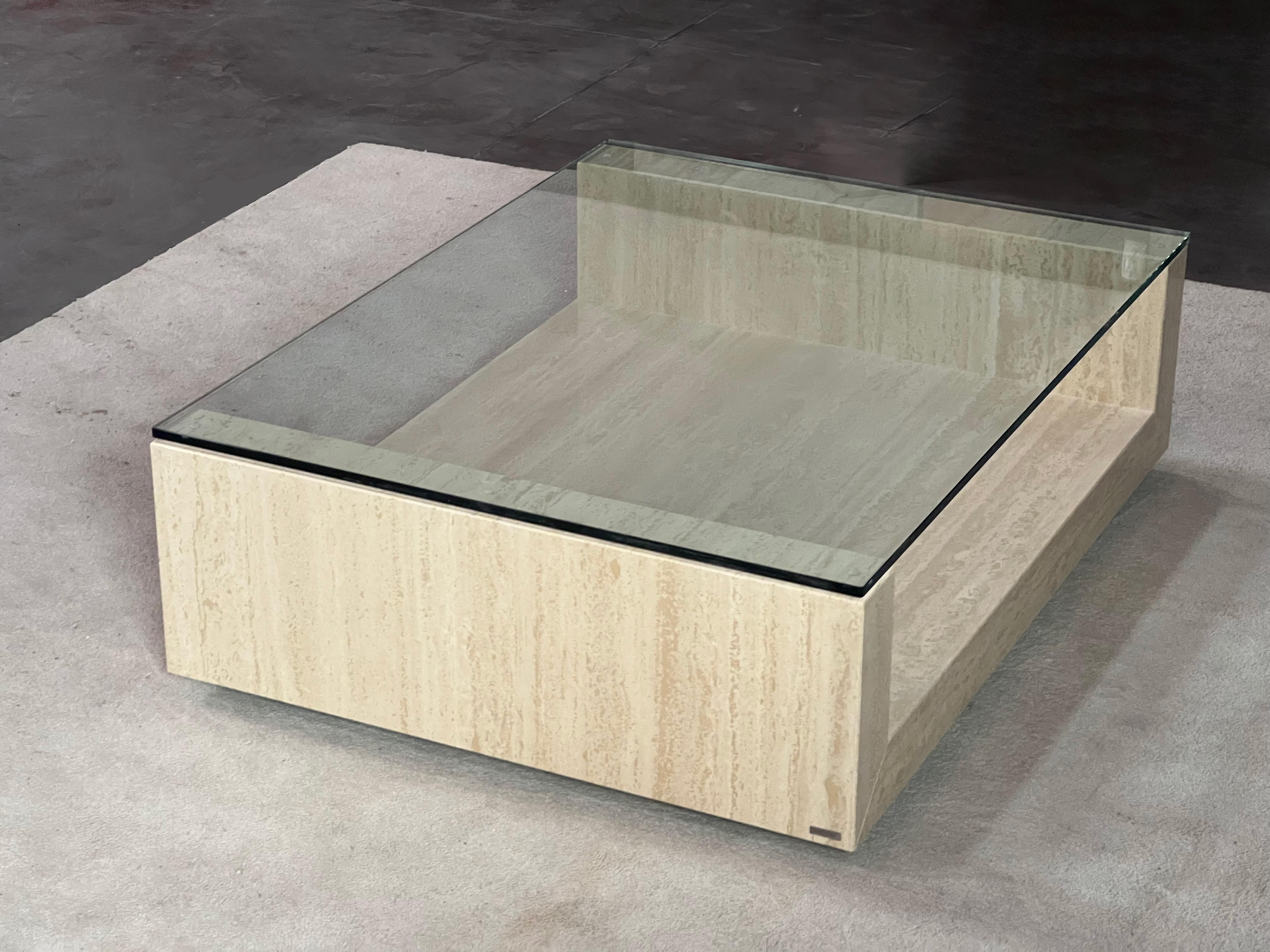 Crystal Travertine Marble AMIA Table Contemporary Design Made in Spain Meddel in Stock For Sale