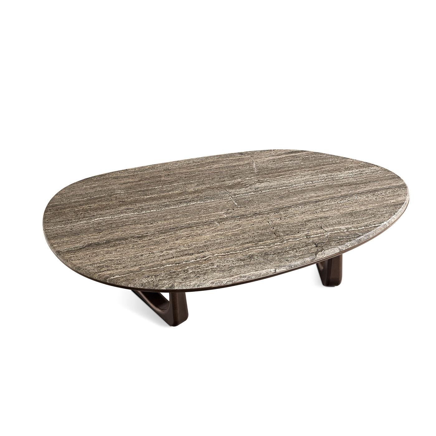 Precious coffee table with top in travertine marble and lacquered bases.