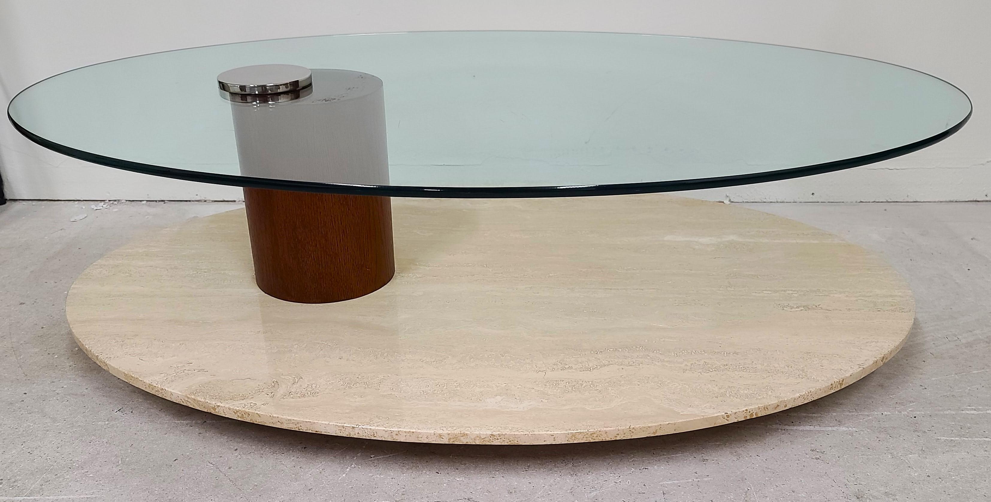 Mid-Century Modern Table basse à plateau pivotant en marbre travertin et verre par Lion in Frost en vente