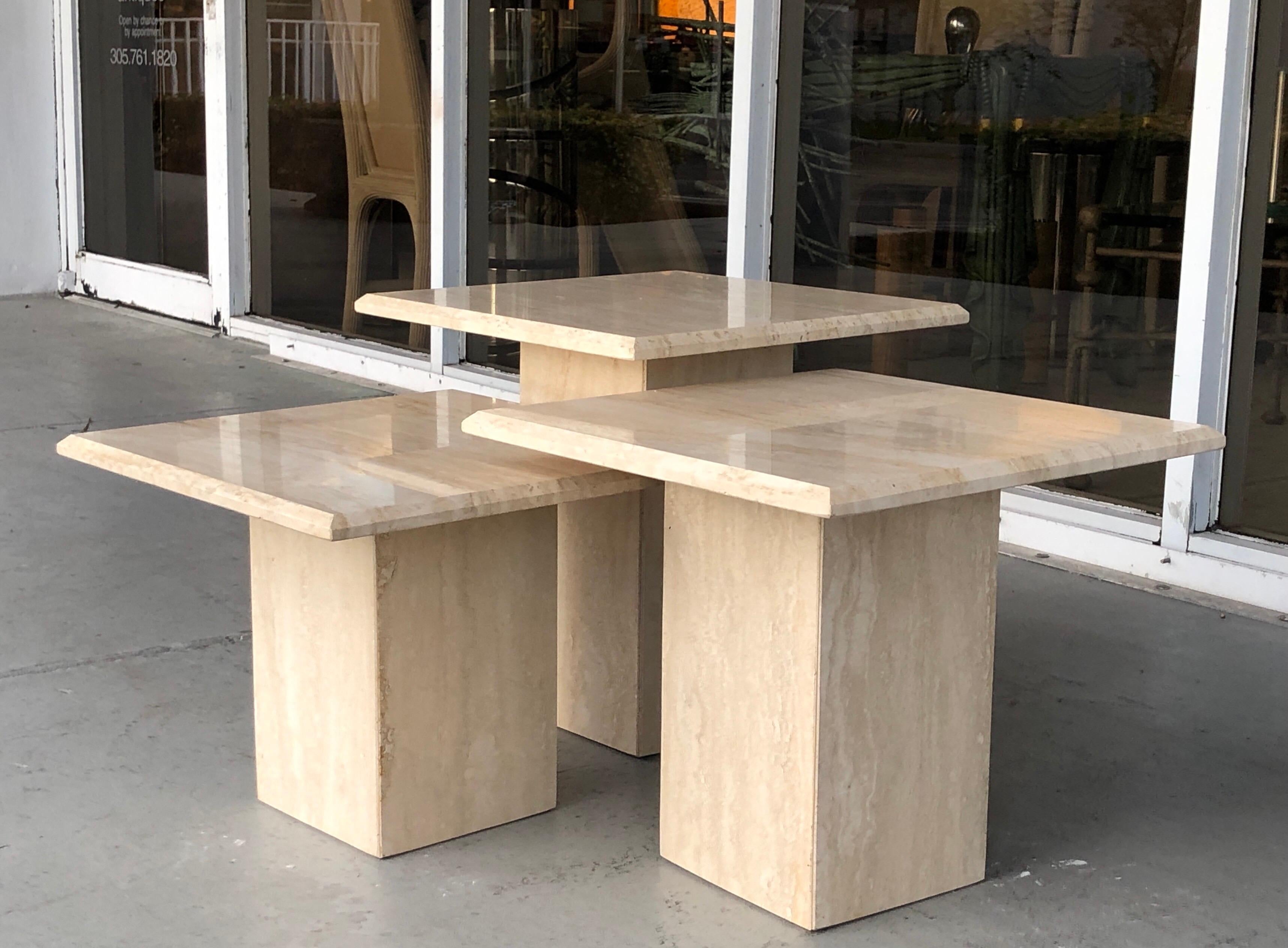 Travertine Marble Nesting Coffee Side Tables, 1970s In Good Condition In Miami, FL