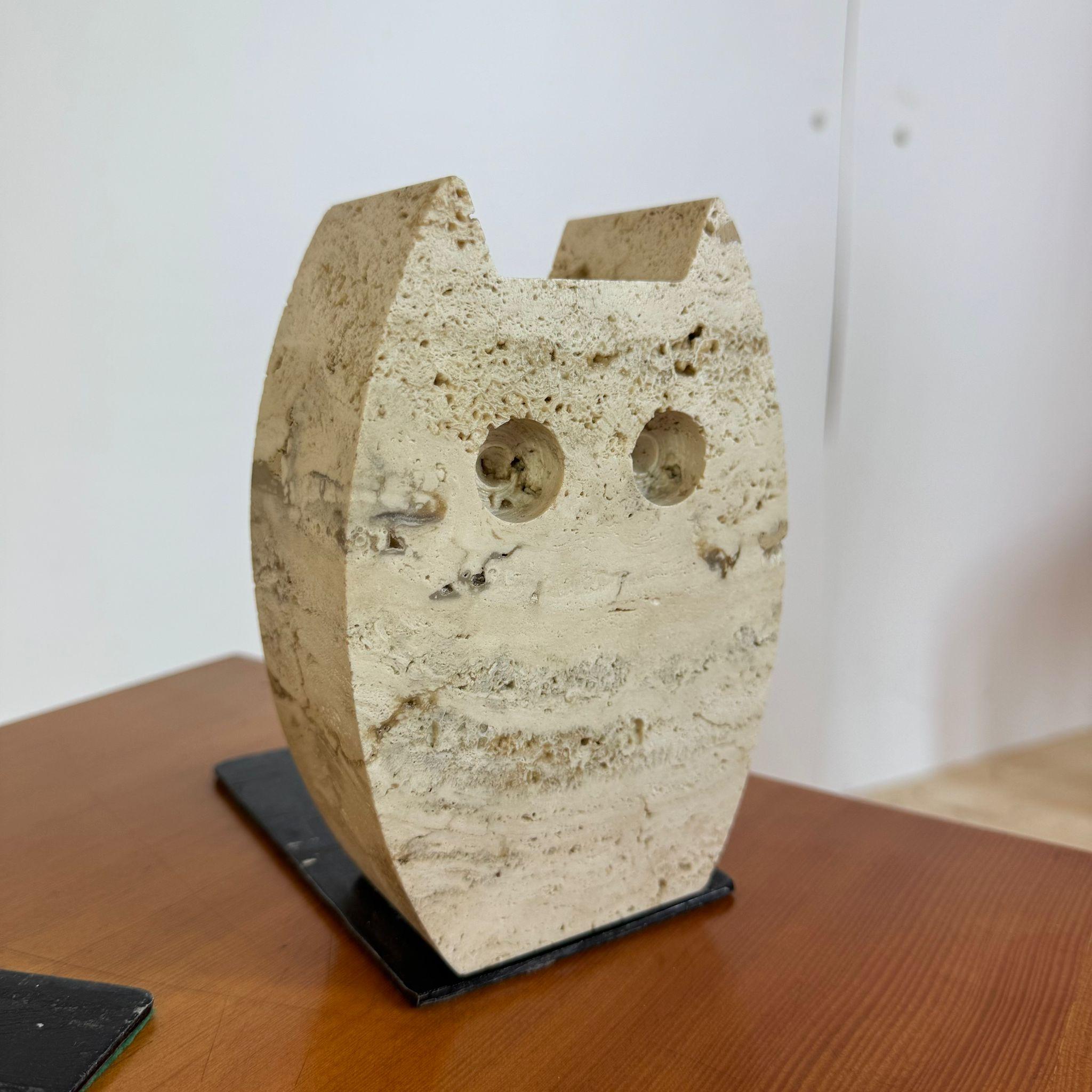 Late 20th Century Travertine owls book holders,  Enzo Mari for F.lli Mannelli, Italy 1970 For Sale