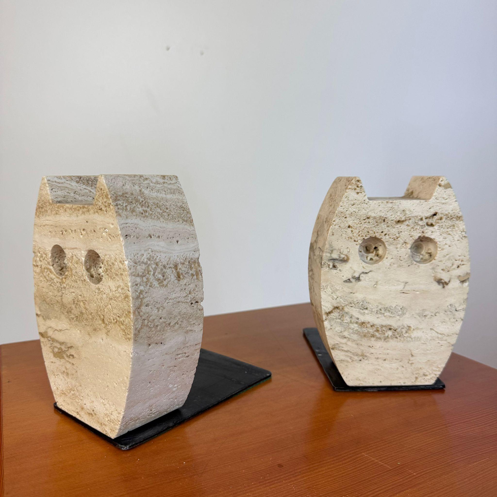 Travertine owls book holders,  Enzo Mari for F.lli Mannelli, Italy 1970 For Sale 1