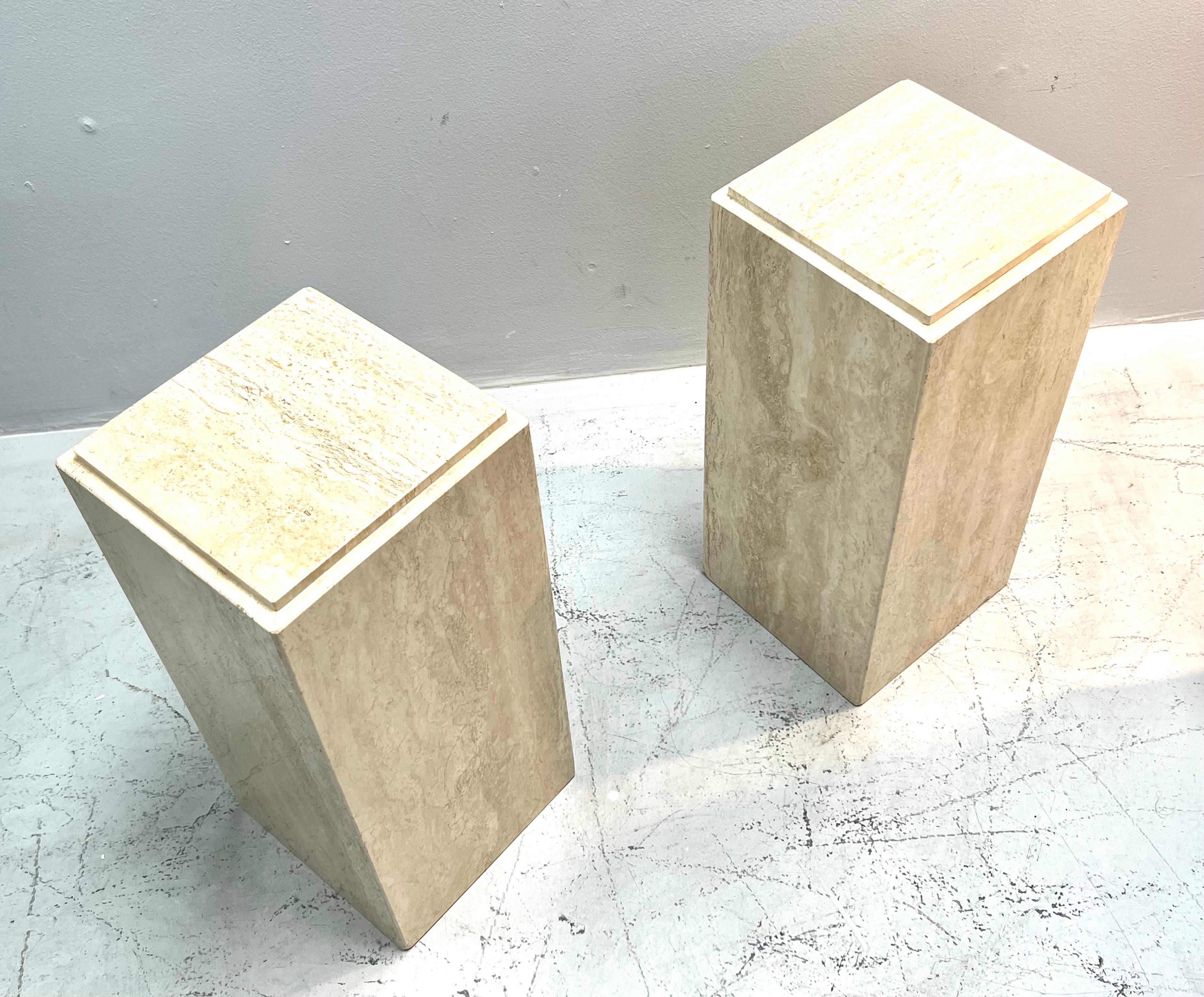 Travertine Pair of Pedestals Stands Drink Tables, 1970s In Good Condition For Sale In Miami, FL