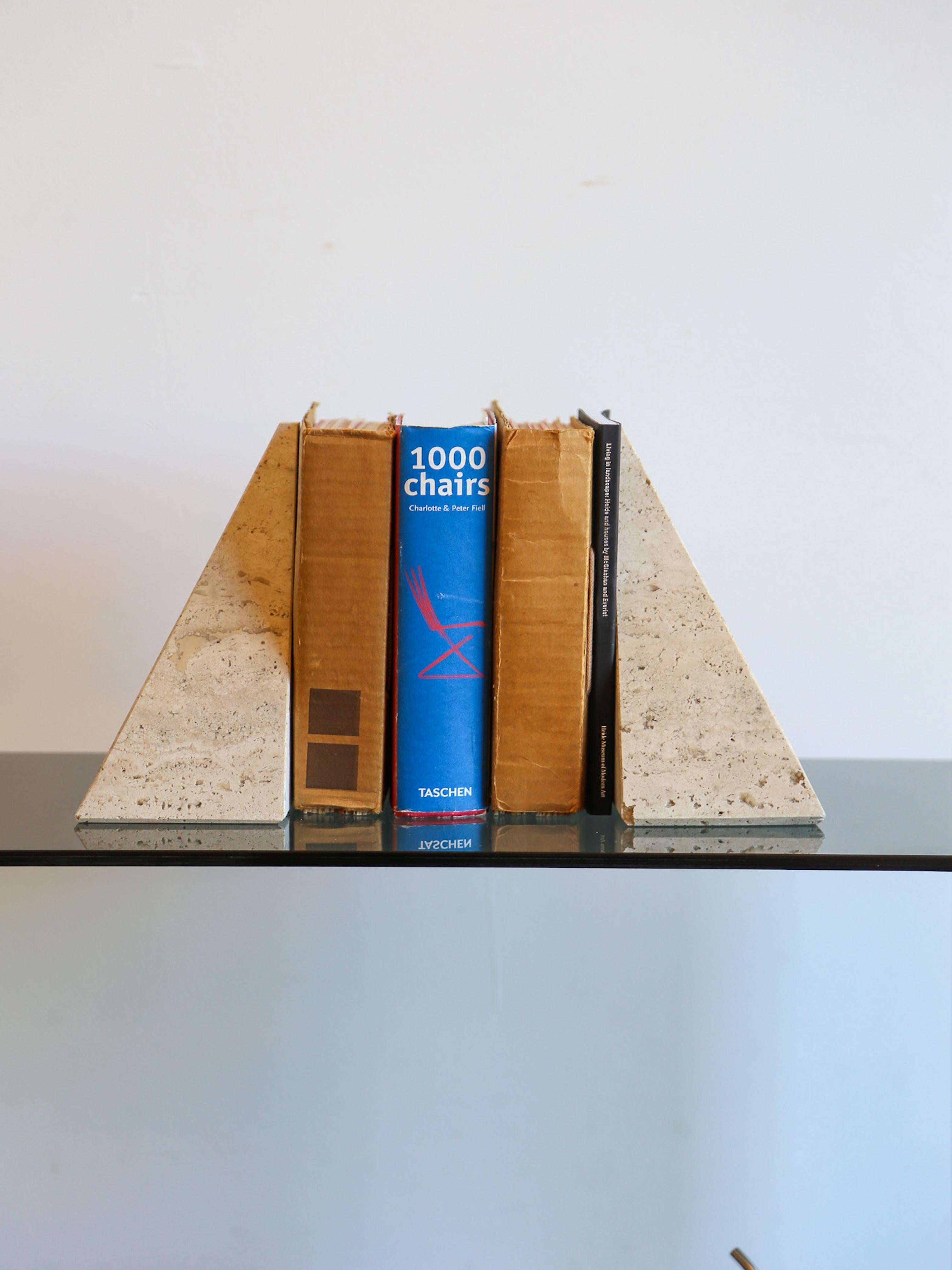 Serre-livres pyramide travertin en vente 12