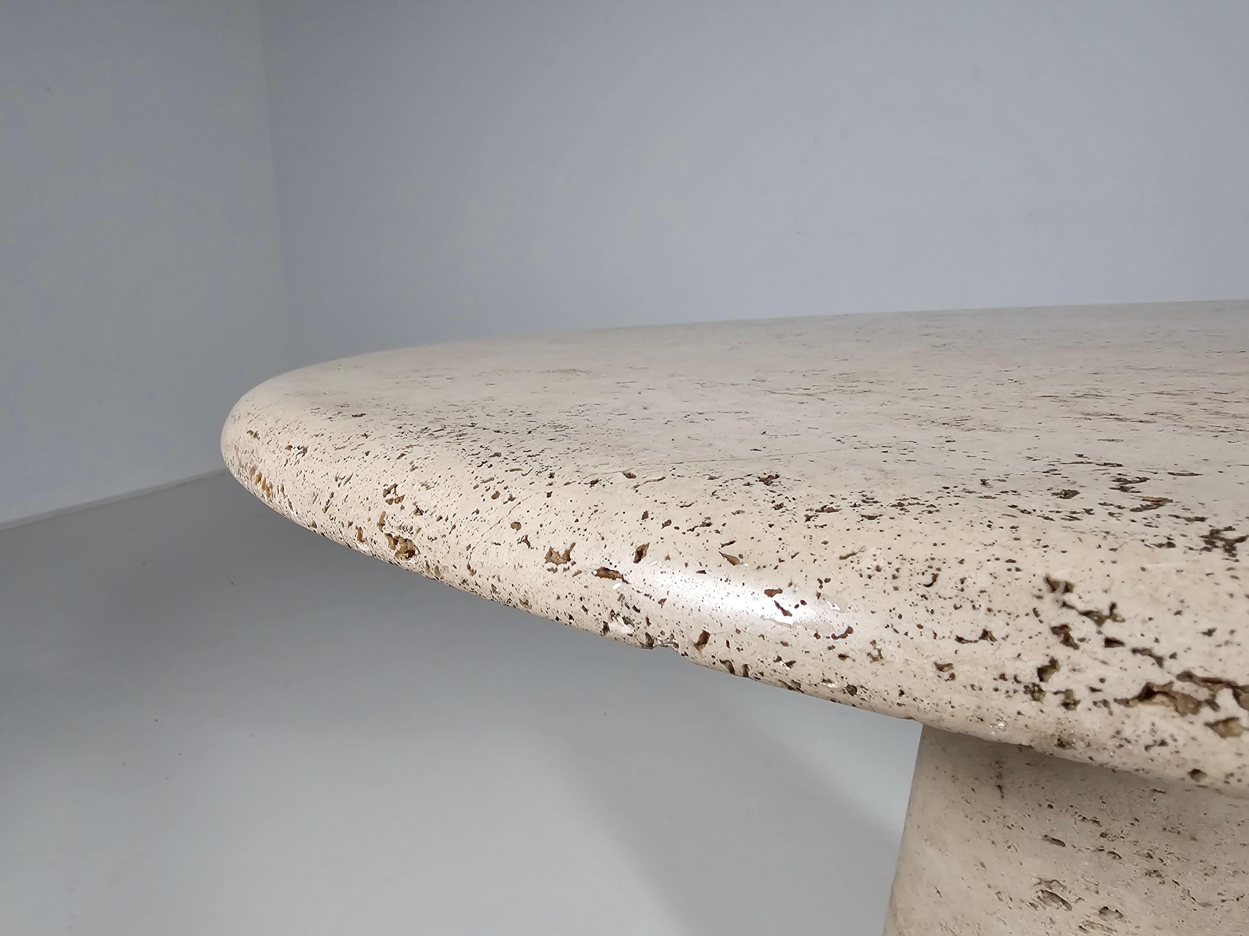 Travertine round dining table by Angelo Mangiarotti for Up&Up, 1970s For Sale 3