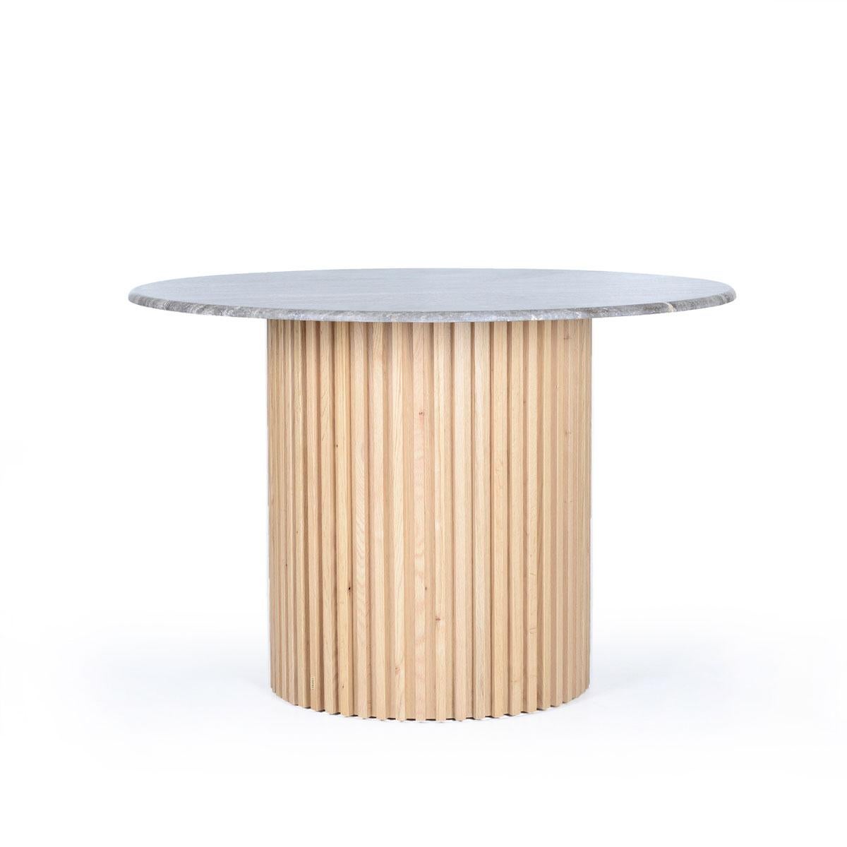 Hand-Crafted Travertine Round Table – DOCIA For Sale