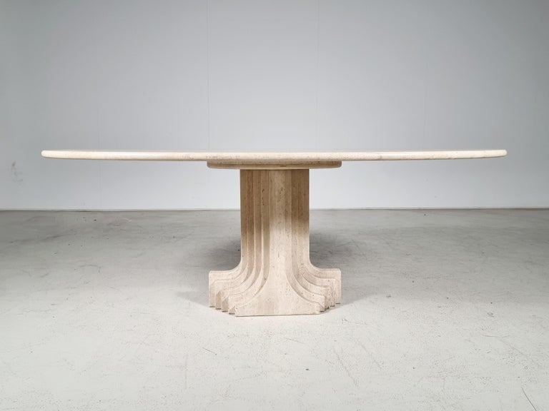 Travertine 'Samo' Dining Table by Carlo Scarpa for Simon Gavina, 1970s In Good Condition For Sale In amstelveen, NL