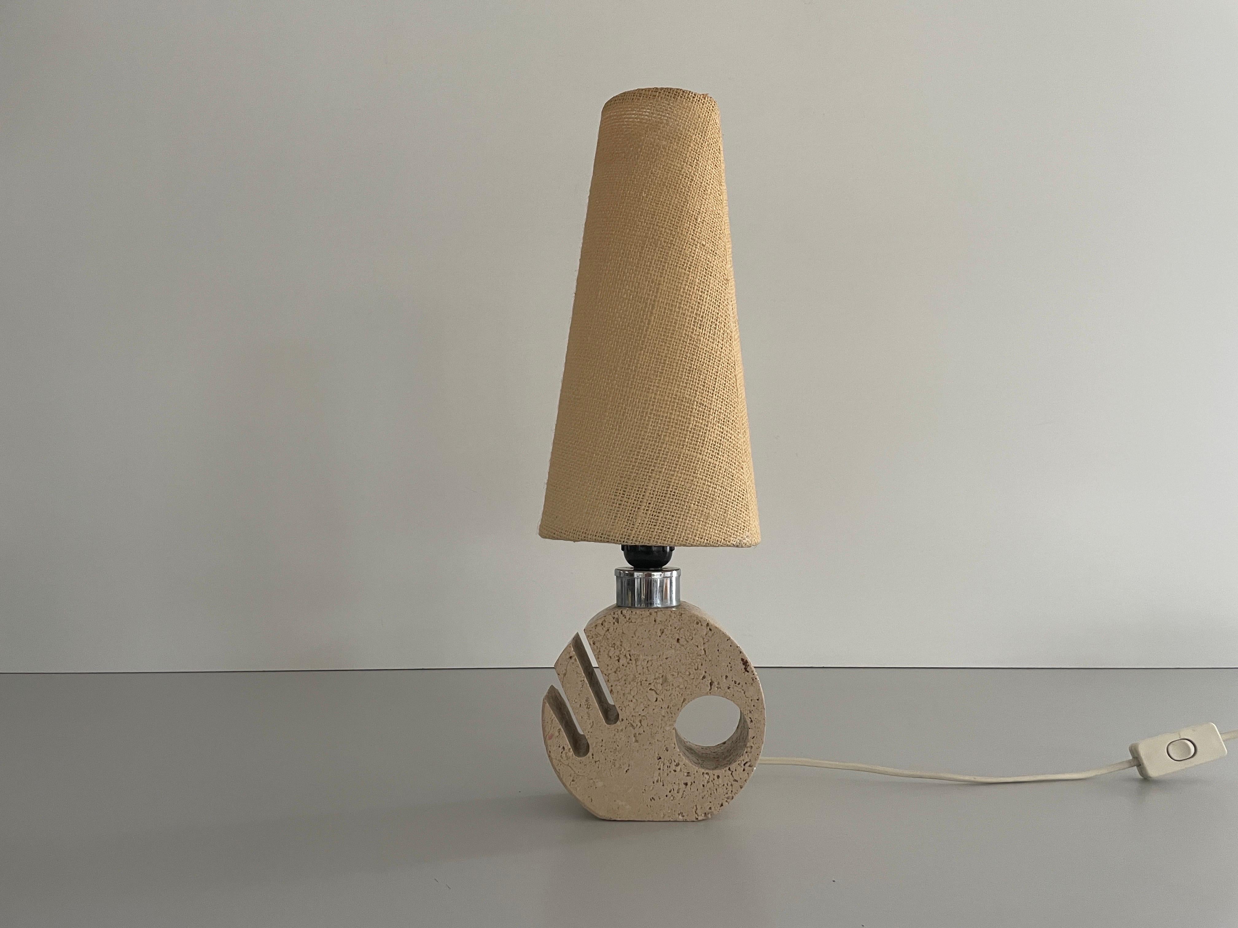 Fish Design Travertine Table Lamp by Fratelli Mannelli and Luigi Sormani, 1970s, Italy

Minimal design
Very high quality.
Fully functional.

Original cable and plug. This lamp is suitable for EU plug socket. Switch on-off on the cable.

Lamps are in