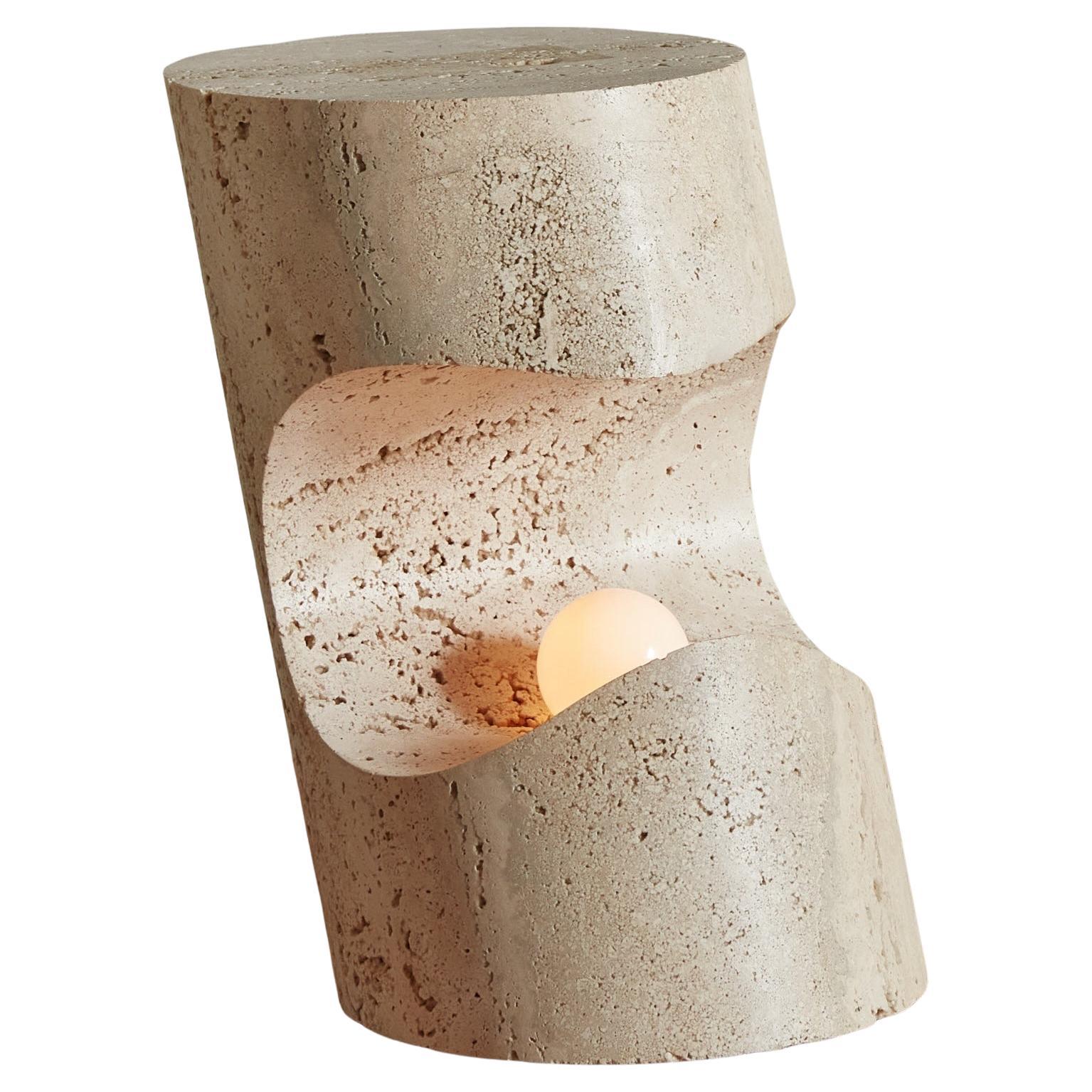 Tischlampe aus Travertin von Giuliano Cesari für Nucleo, Italien 1971