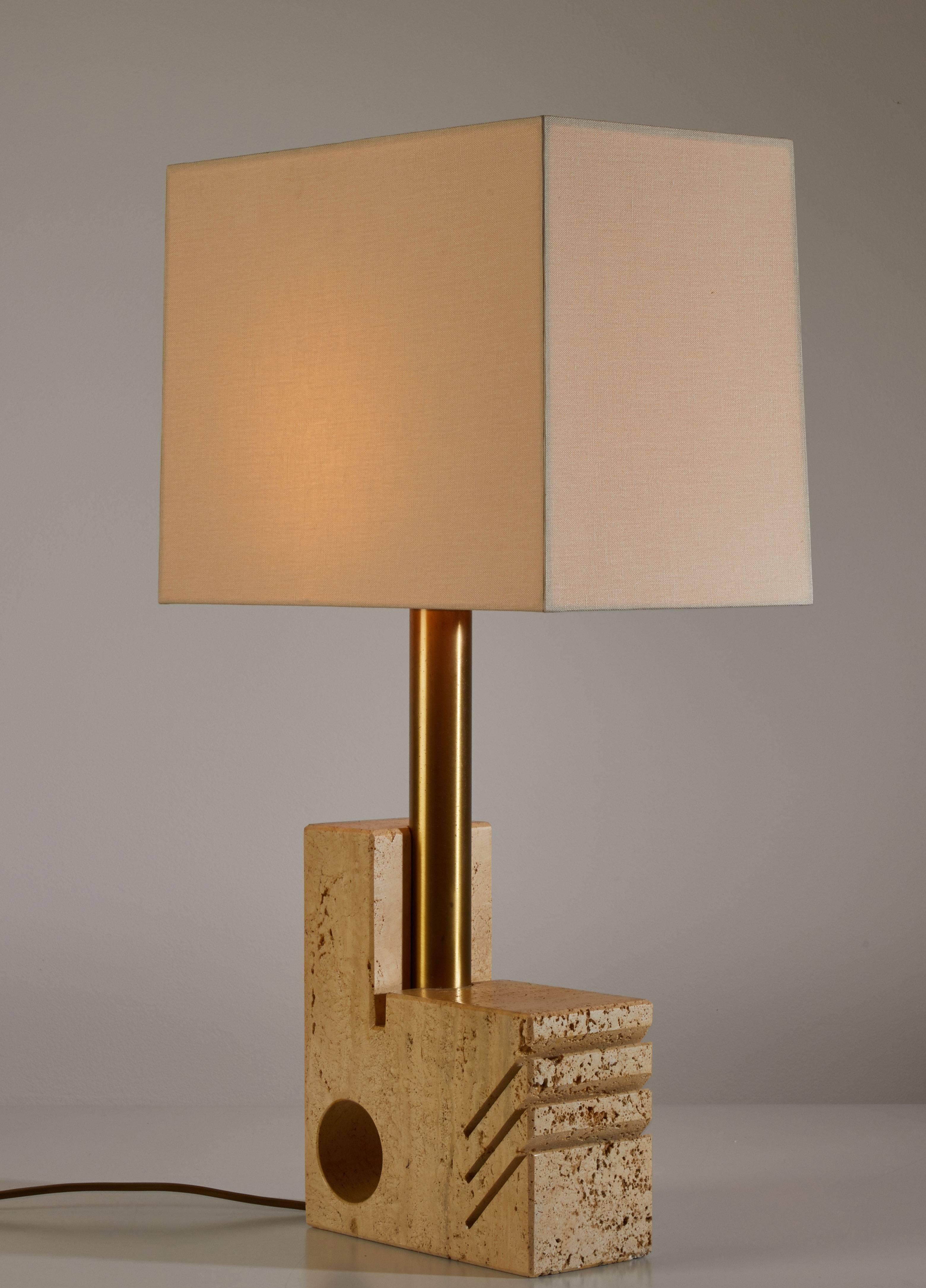 Mid-Century Modern Travertine Table Lamp by Giuliano Cesari for  Sormani