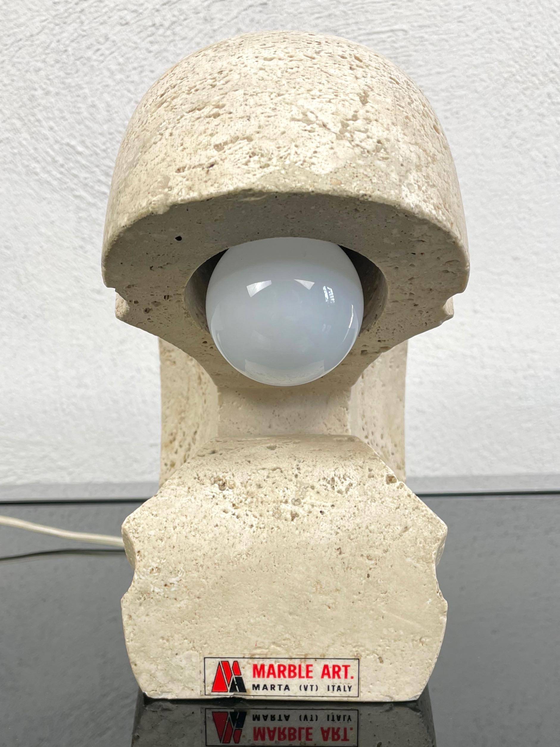Lampe de bureau en travertin de Giuliano Cesari pour Sormani, Italie, 1970 en vente 1
